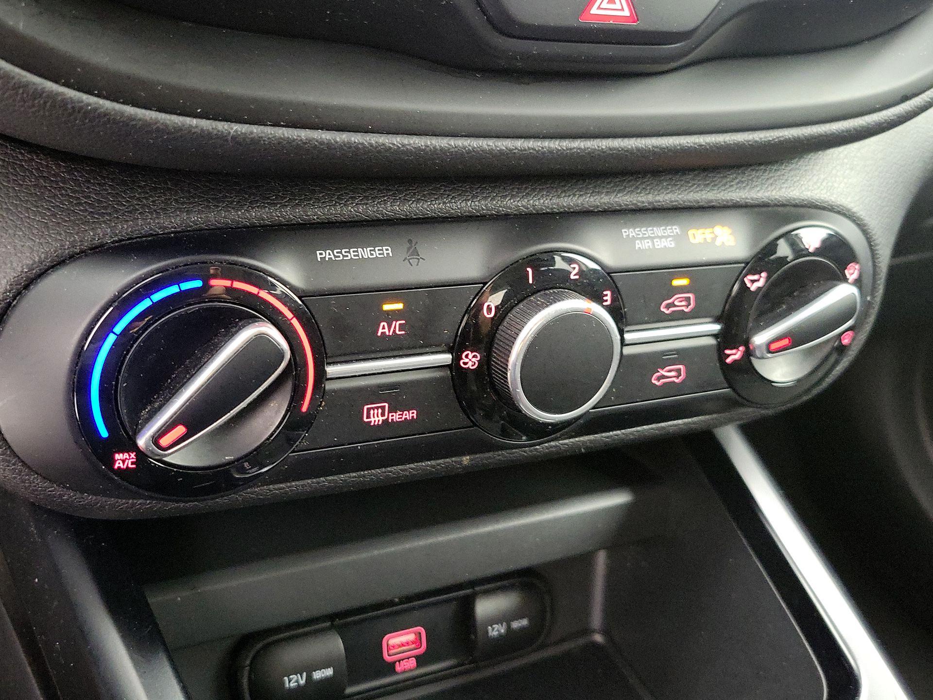 Thumbnail: 2020 Kia Soul - 16