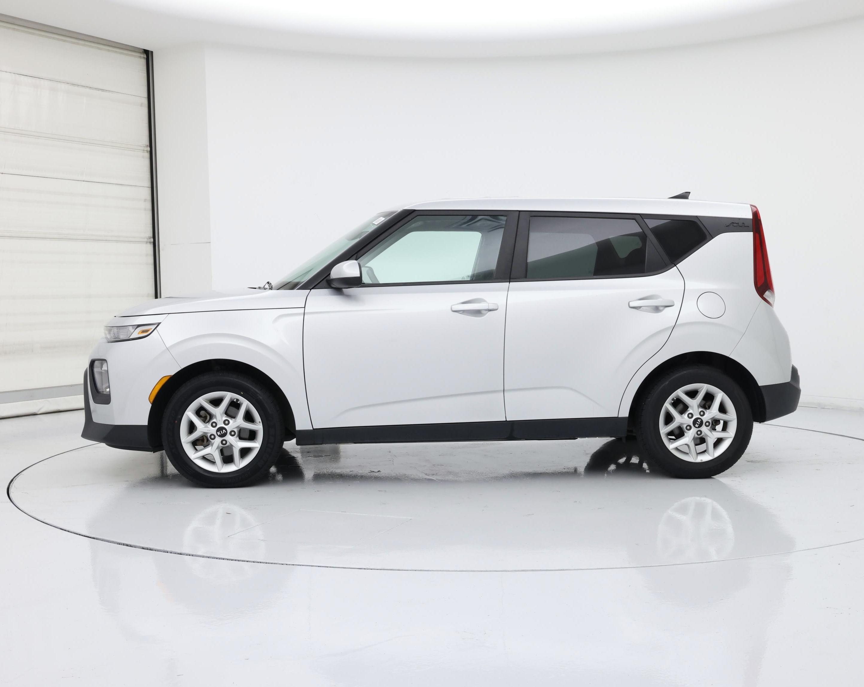 Thumbnail: 2020 Kia Soul - 3