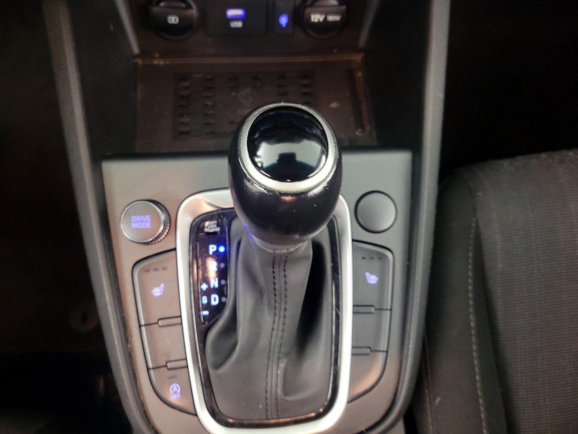 Thumbnail: 2023 Hyundai Kona - 18