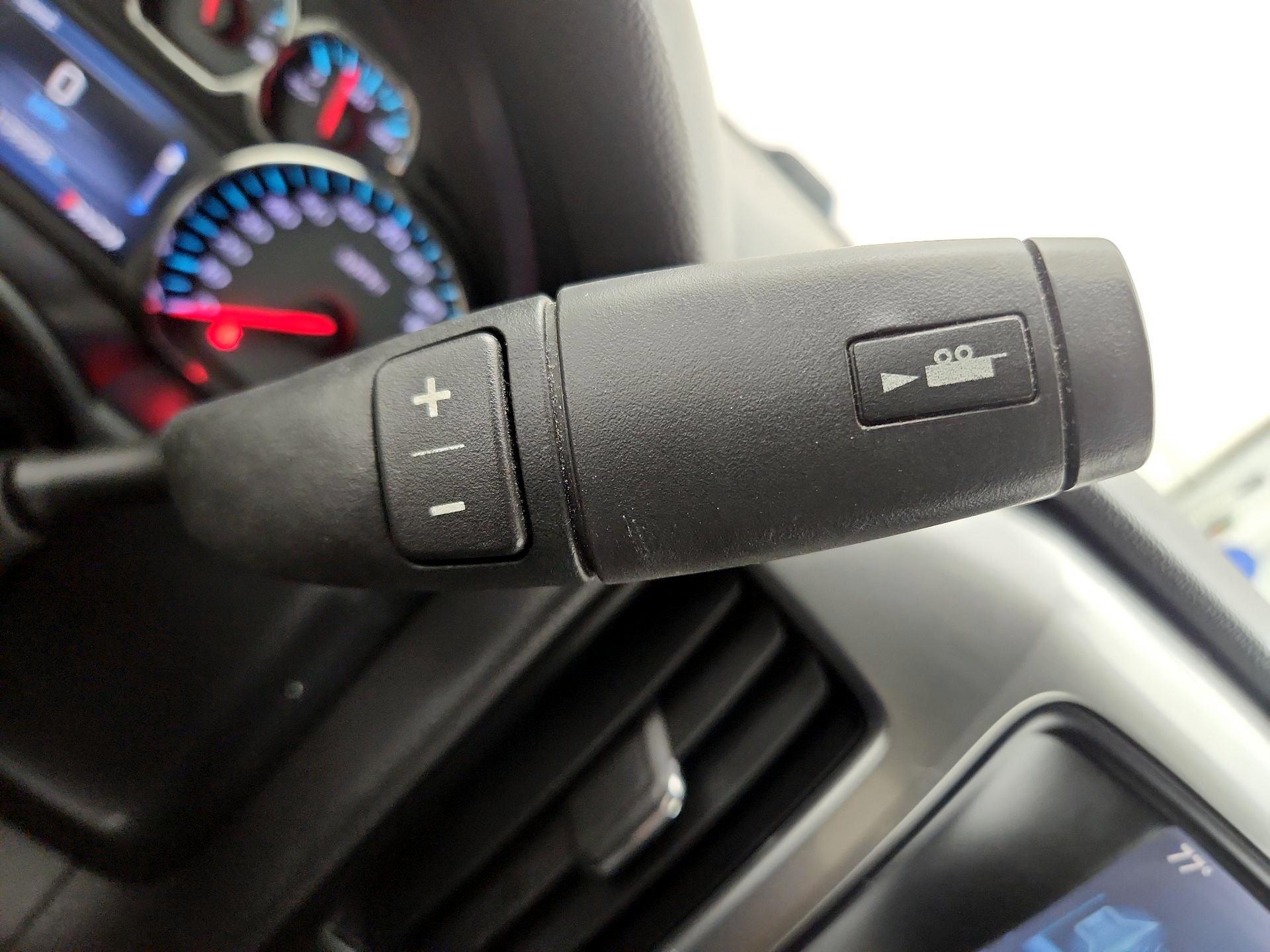 Thumbnail: 2014 Chevrolet Silverado 1500 - 17