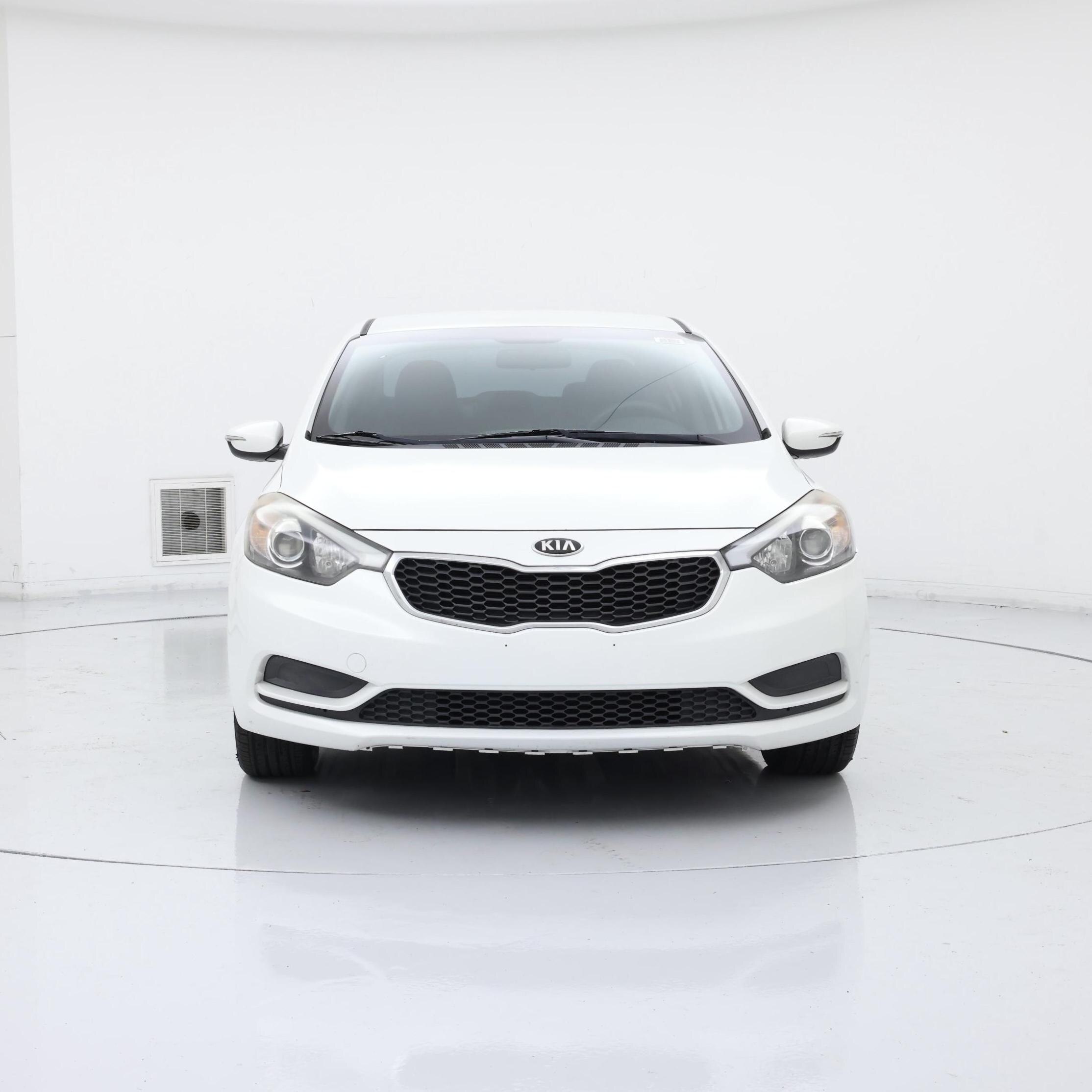 Thumbnail: 2016 Kia Forte - 5