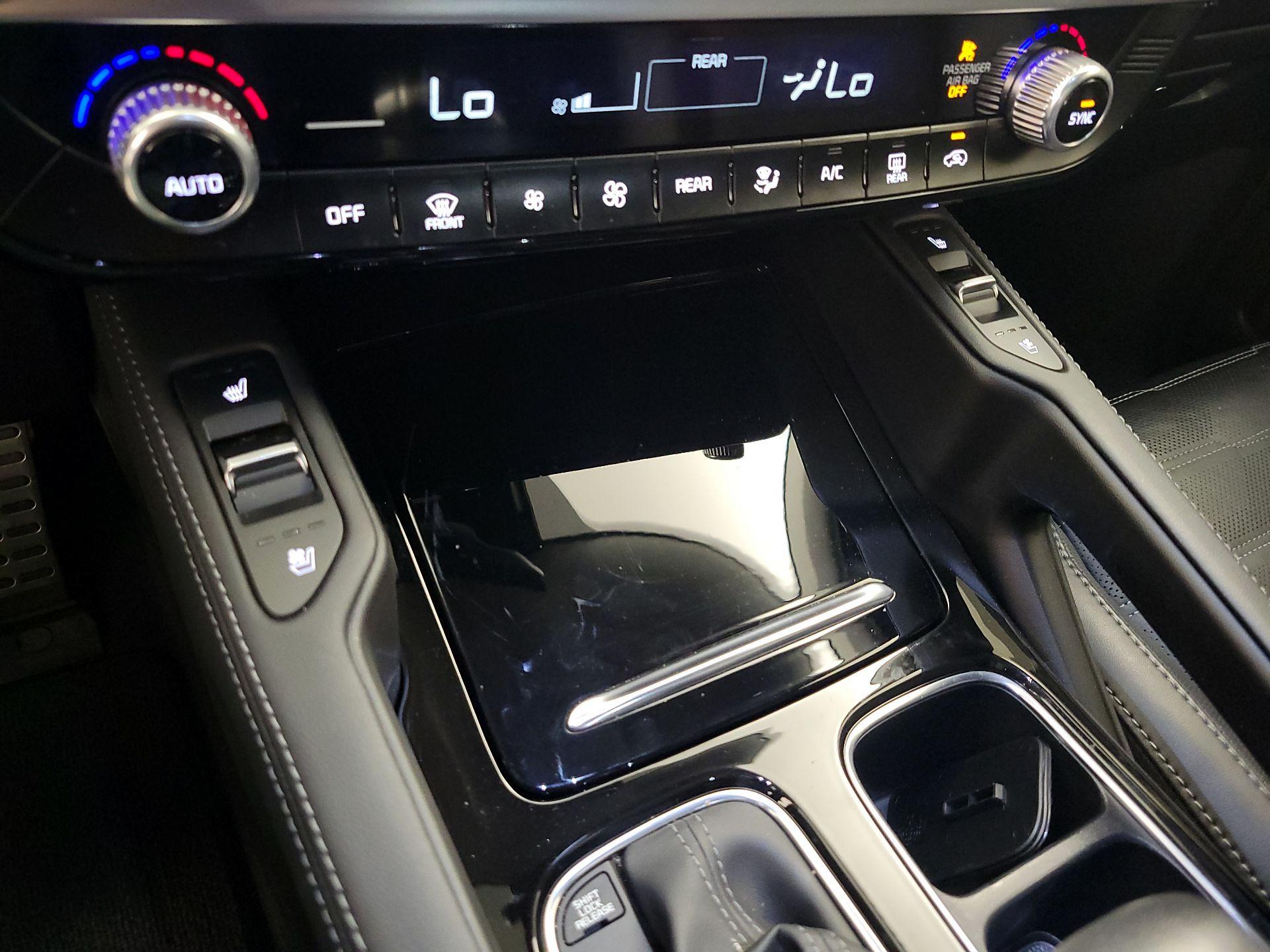 Thumbnail: 2024 Kia Telluride - 17