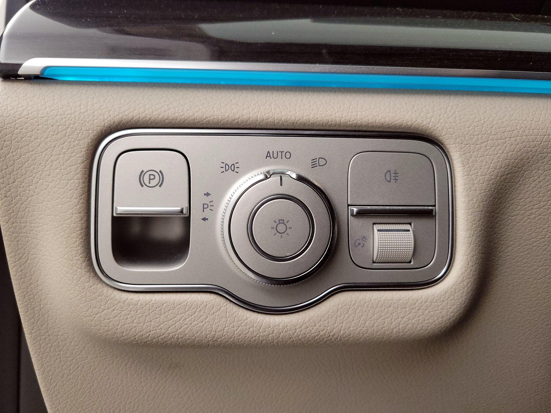 Thumbnail: 2020 Mercedes-Benz GLE - 13