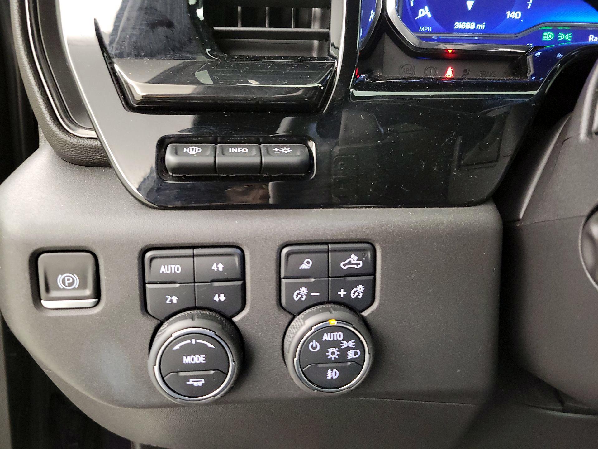 Thumbnail: 2022 Chevrolet Silverado 1500 - 11