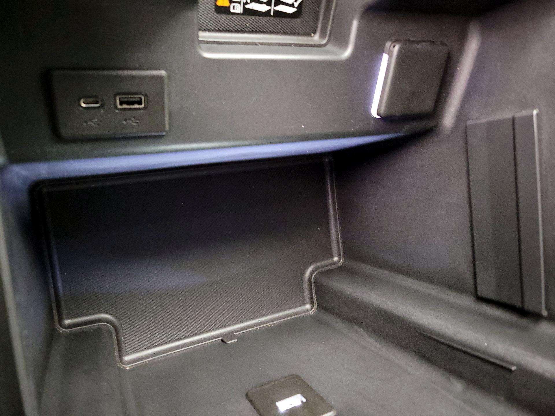 Thumbnail: 2022 Chevrolet Silverado 1500 - 16