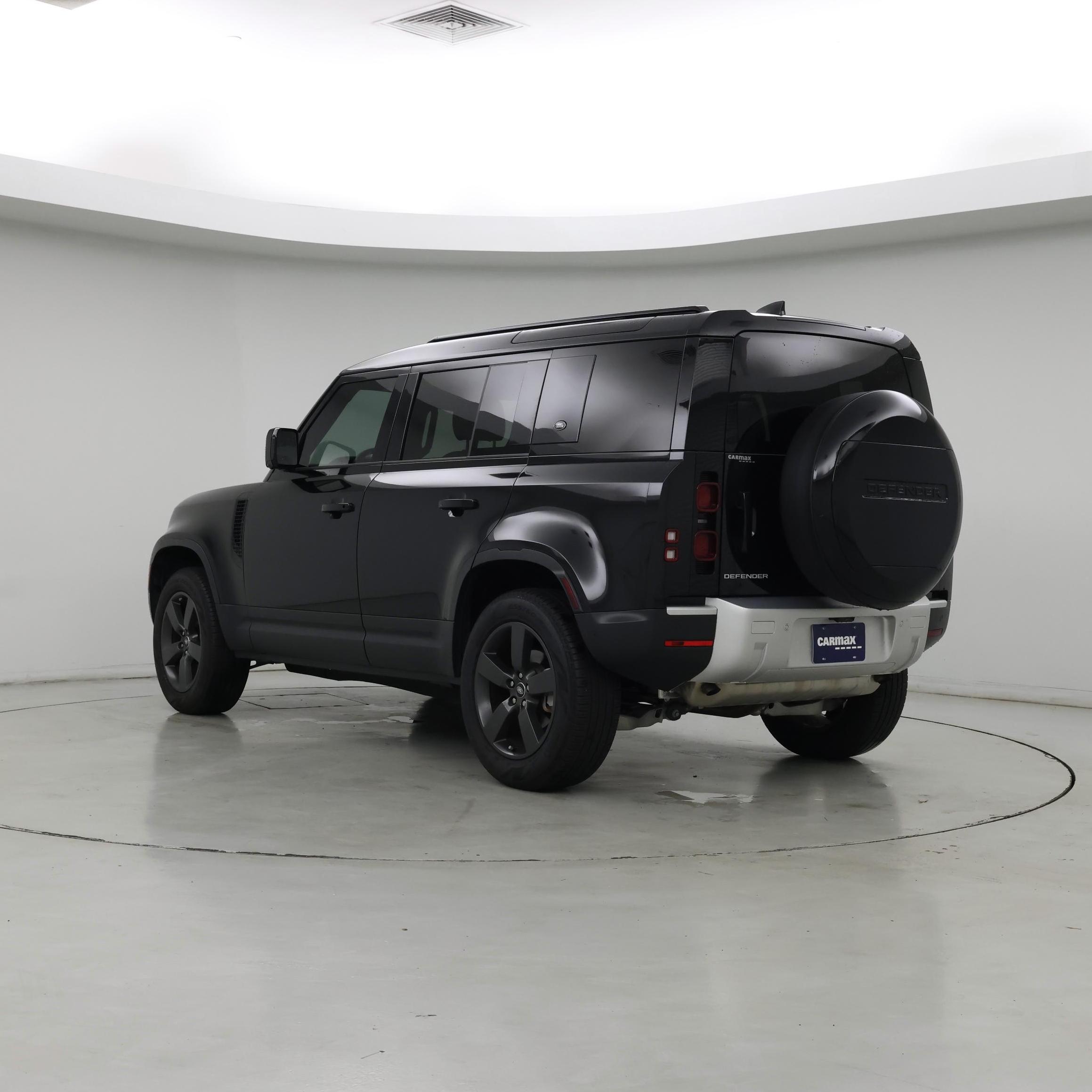 Thumbnail: 2024 Land Rover Defender - 2