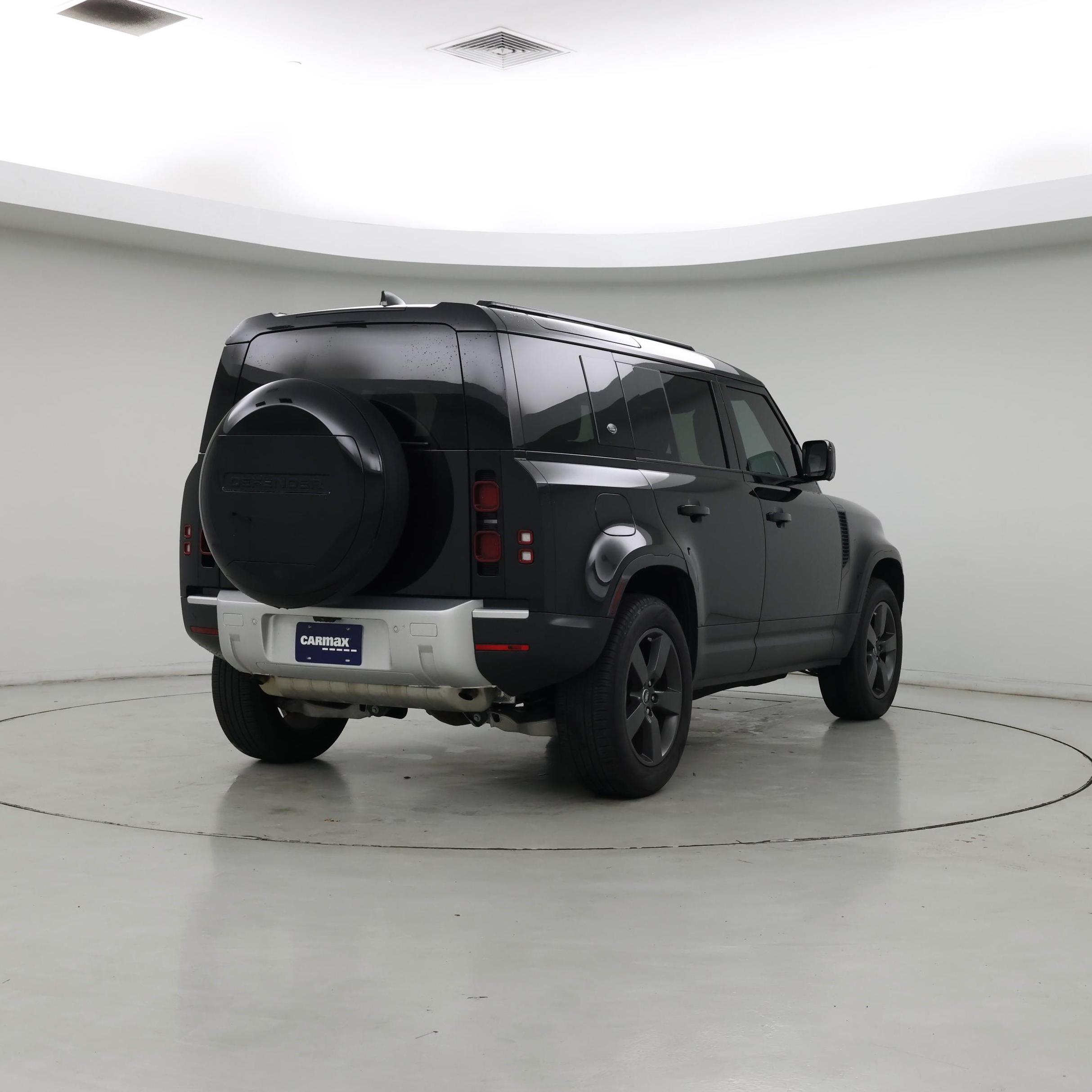 Thumbnail: 2024 Land Rover Defender - 8