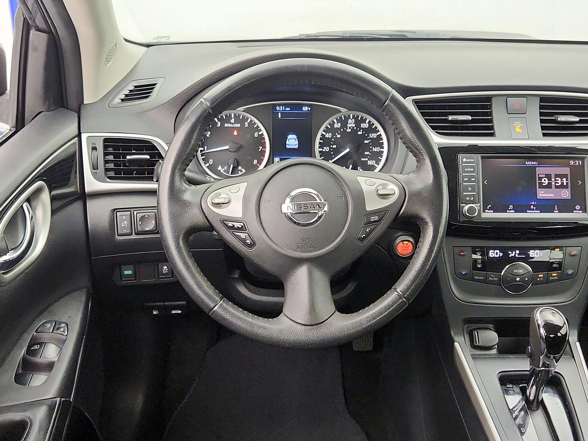 Thumbnail: 2019 Nissan Sentra - 10
