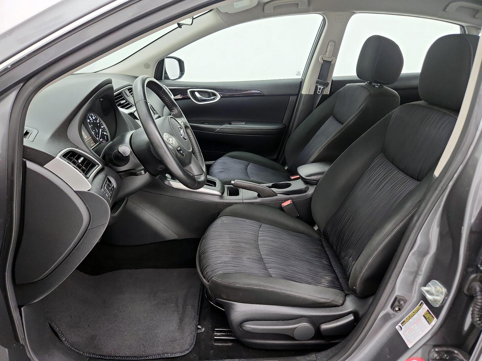 Thumbnail: 2019 Nissan Sentra - 11