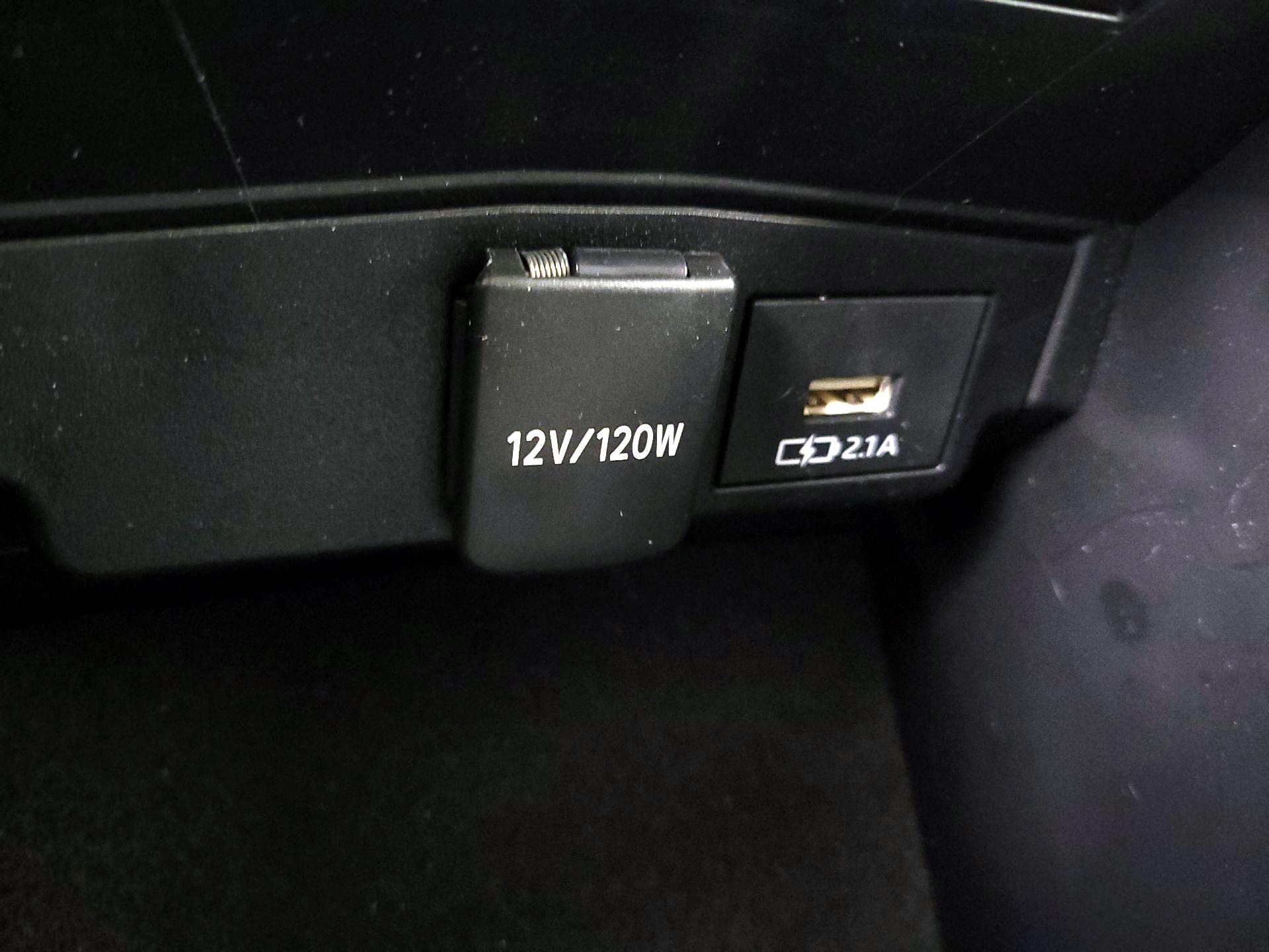 Thumbnail: 2021 Toyota Corolla - 18