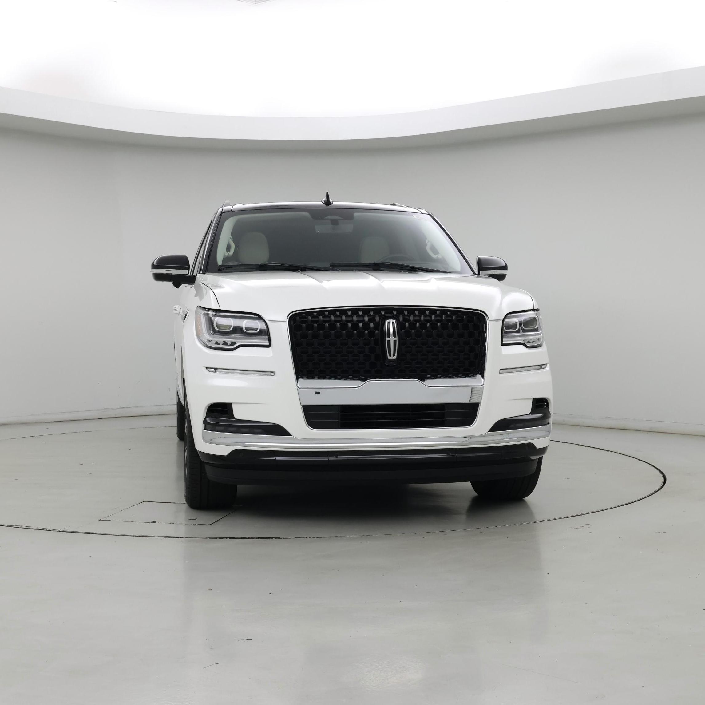 Thumbnail: 2024 Lincoln Navigator L - 5