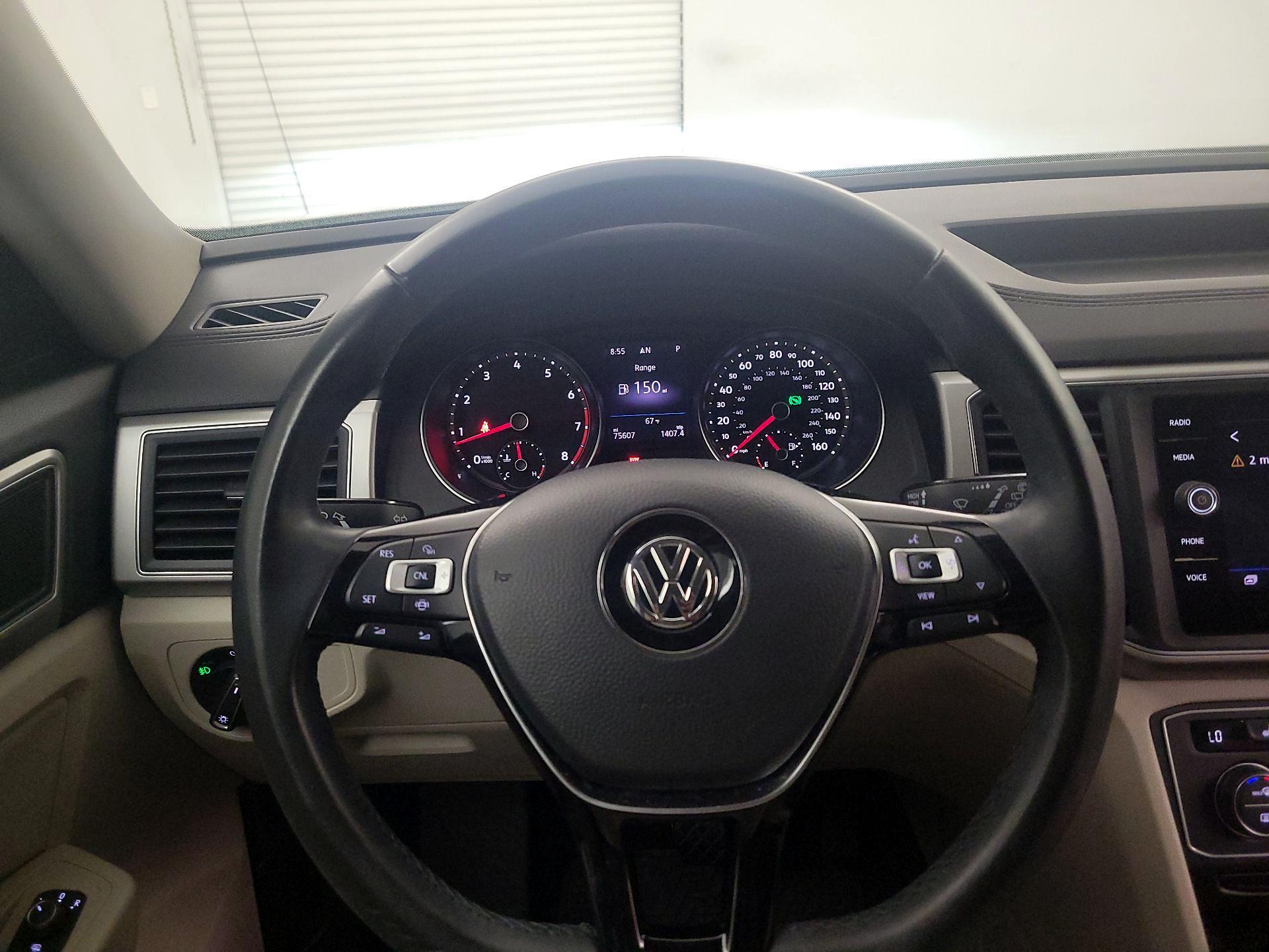 Thumbnail: 2019 Volkswagen Atlas - 10