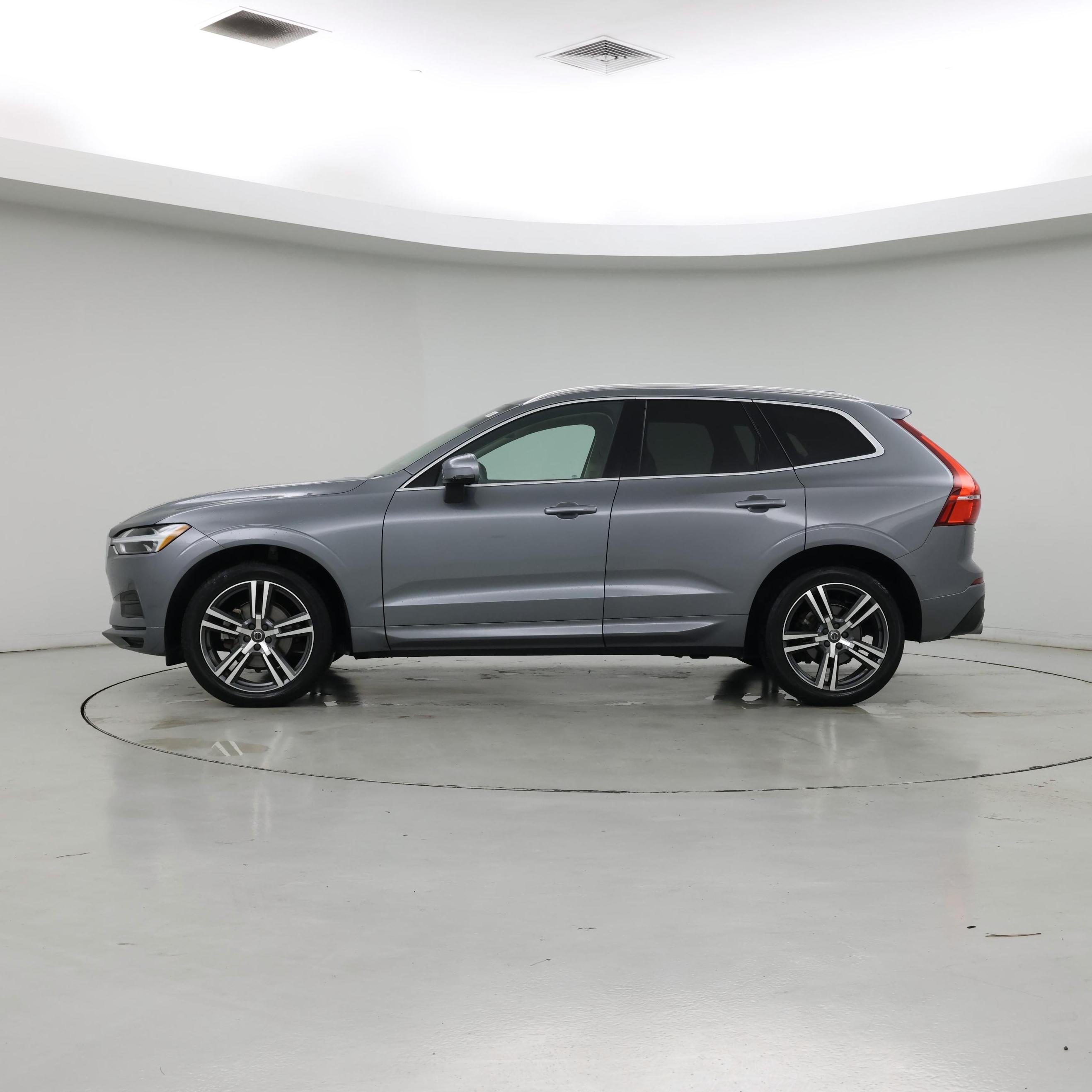 Thumbnail: 2020 Volvo XC60 - 3
