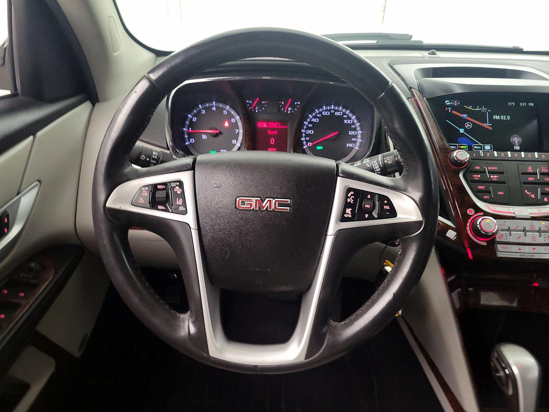 Thumbnail: 2015 GMC Terrain - 10