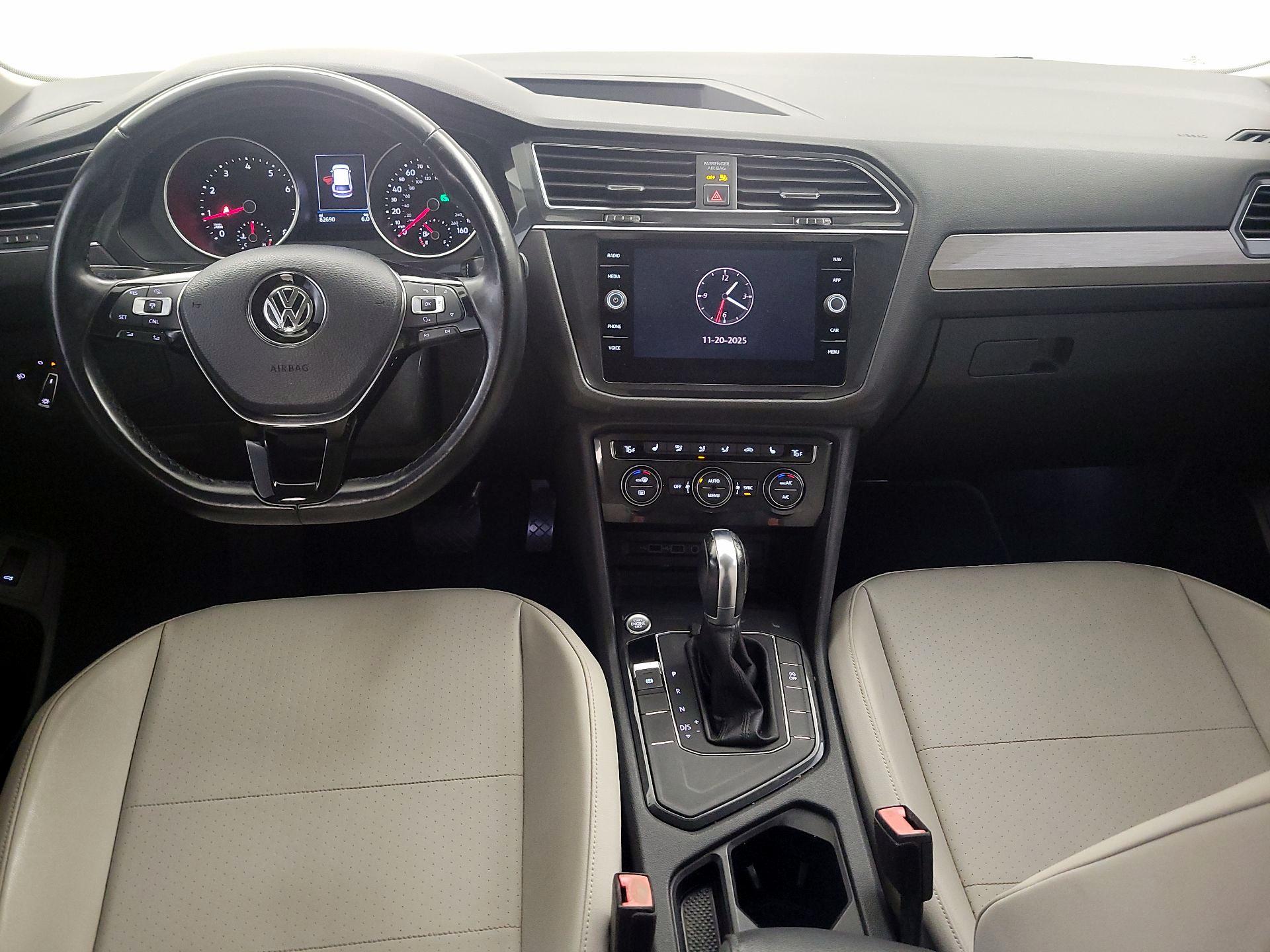 Thumbnail: 2018 Volkswagen Tiguan - 9