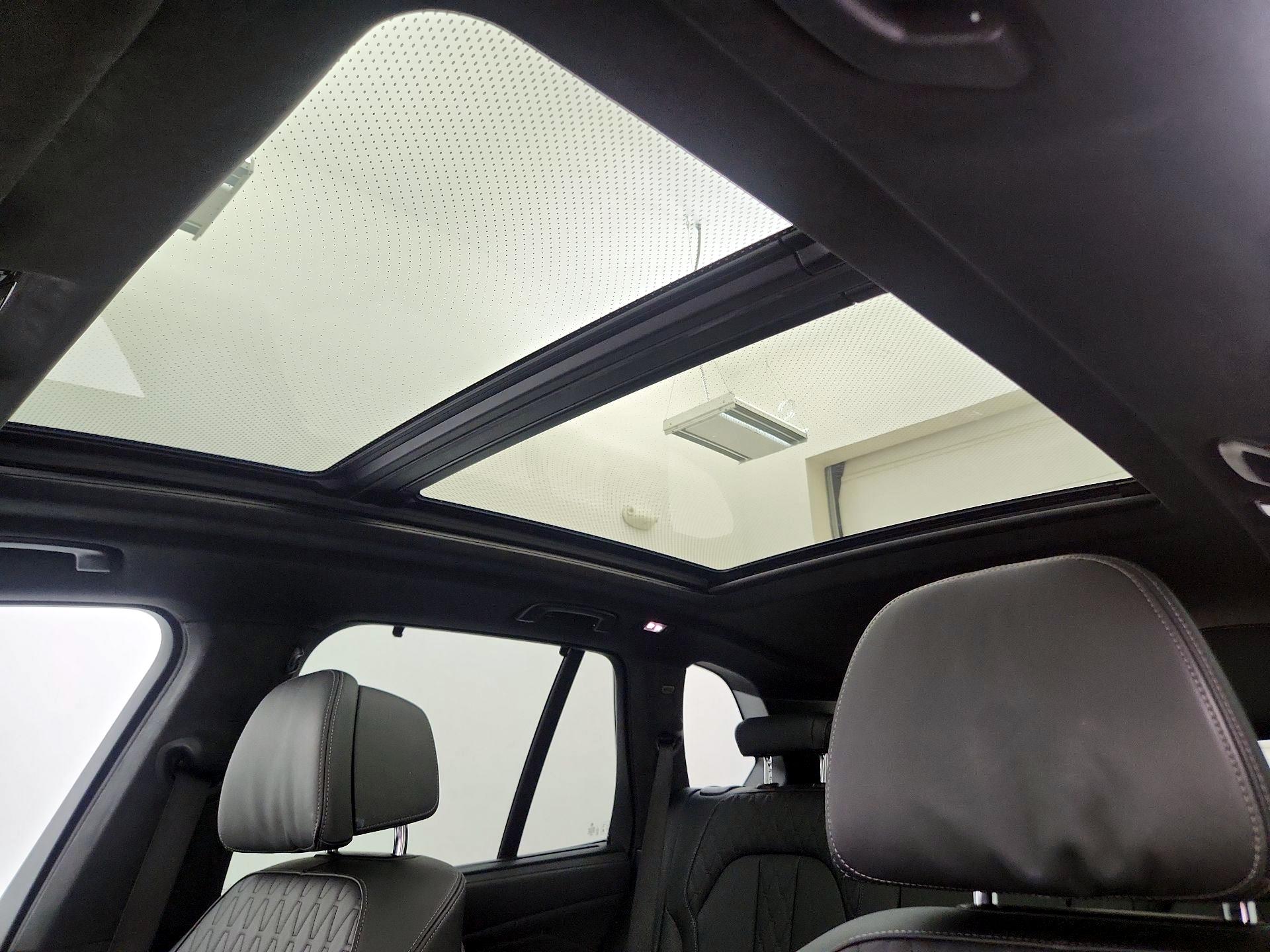 Thumbnail: 2022 BMW X5 - 20