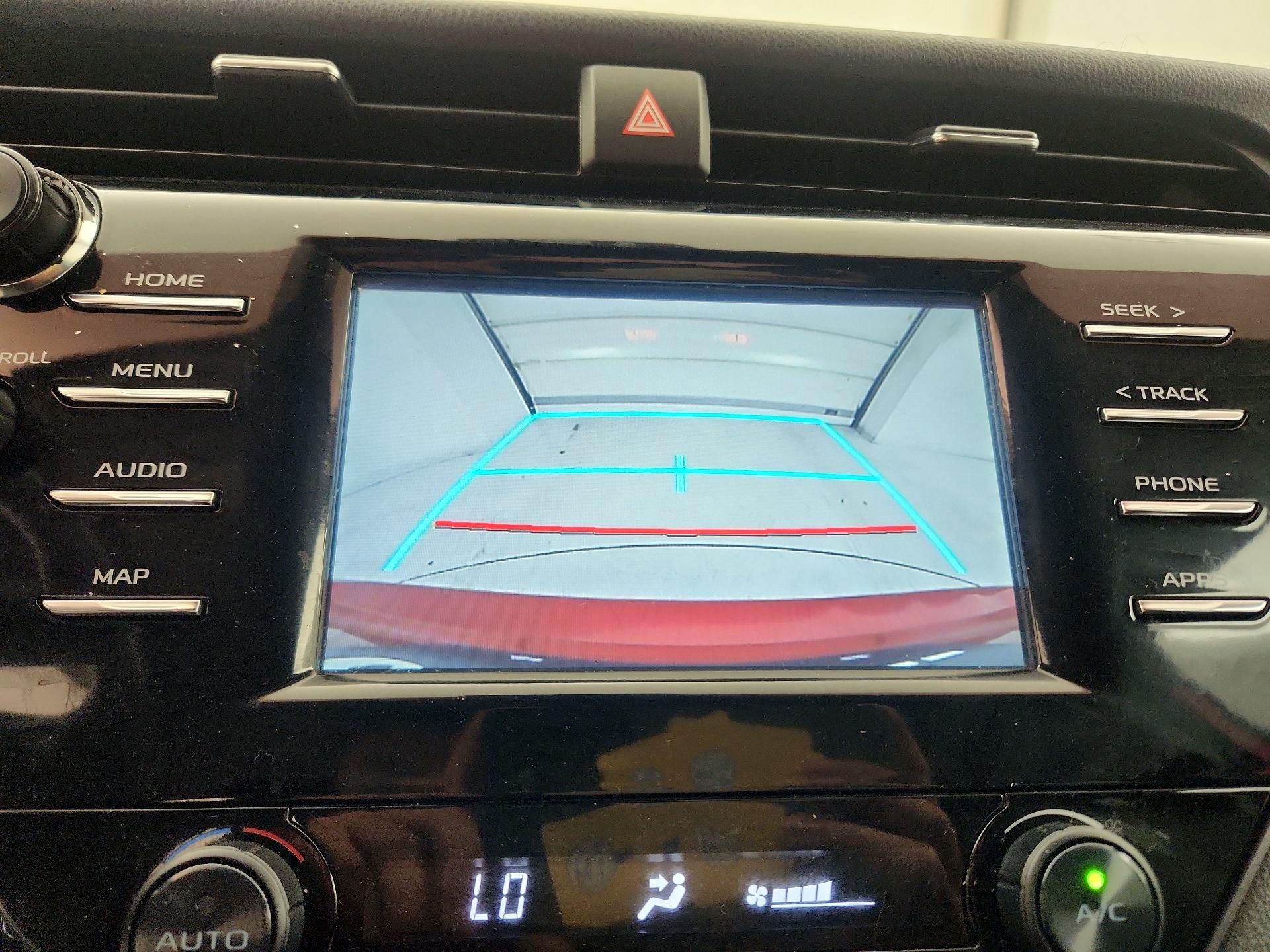 Thumbnail: 2019 Toyota Camry - 14
