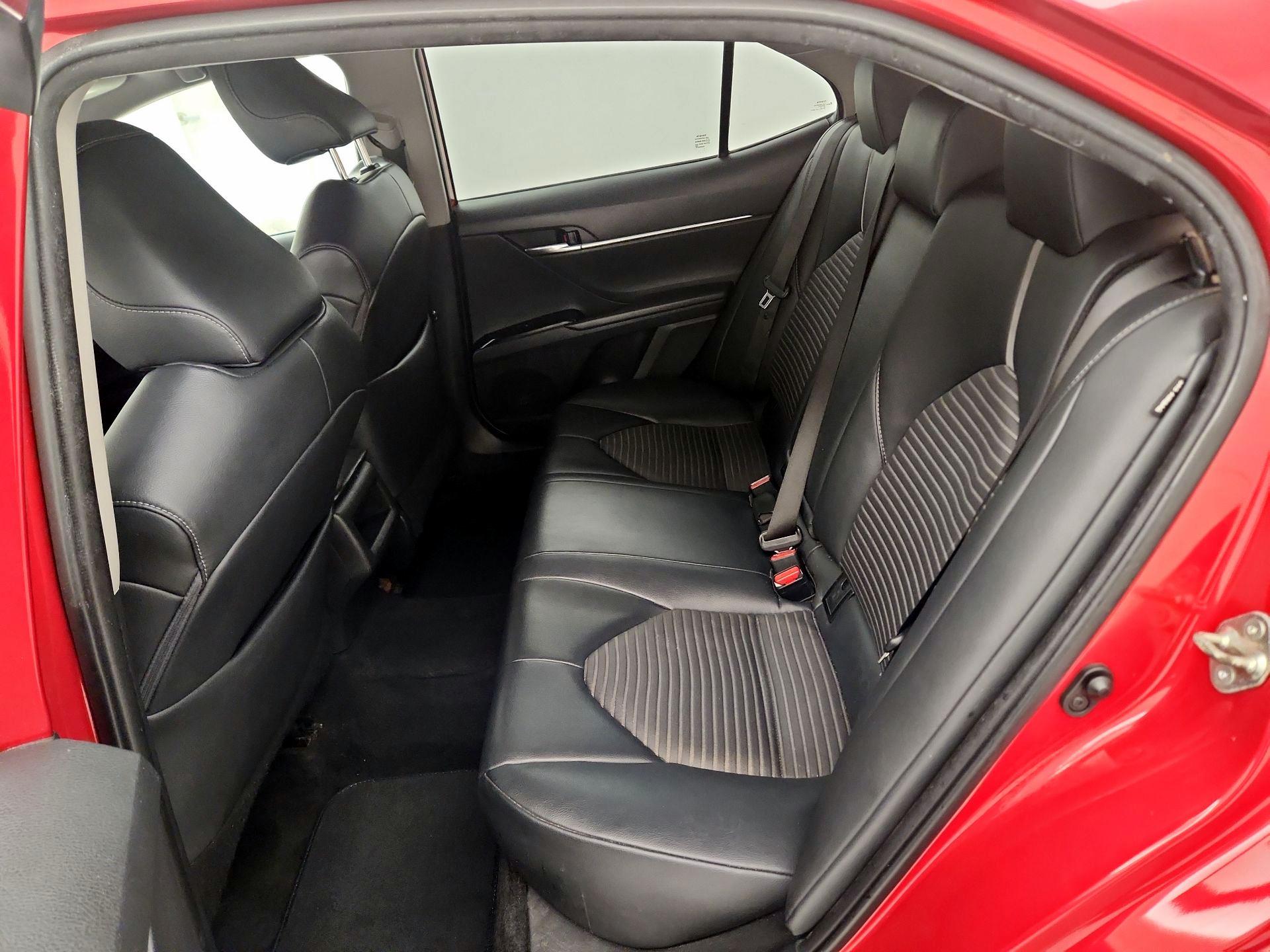 Thumbnail: 2019 Toyota Camry - 19