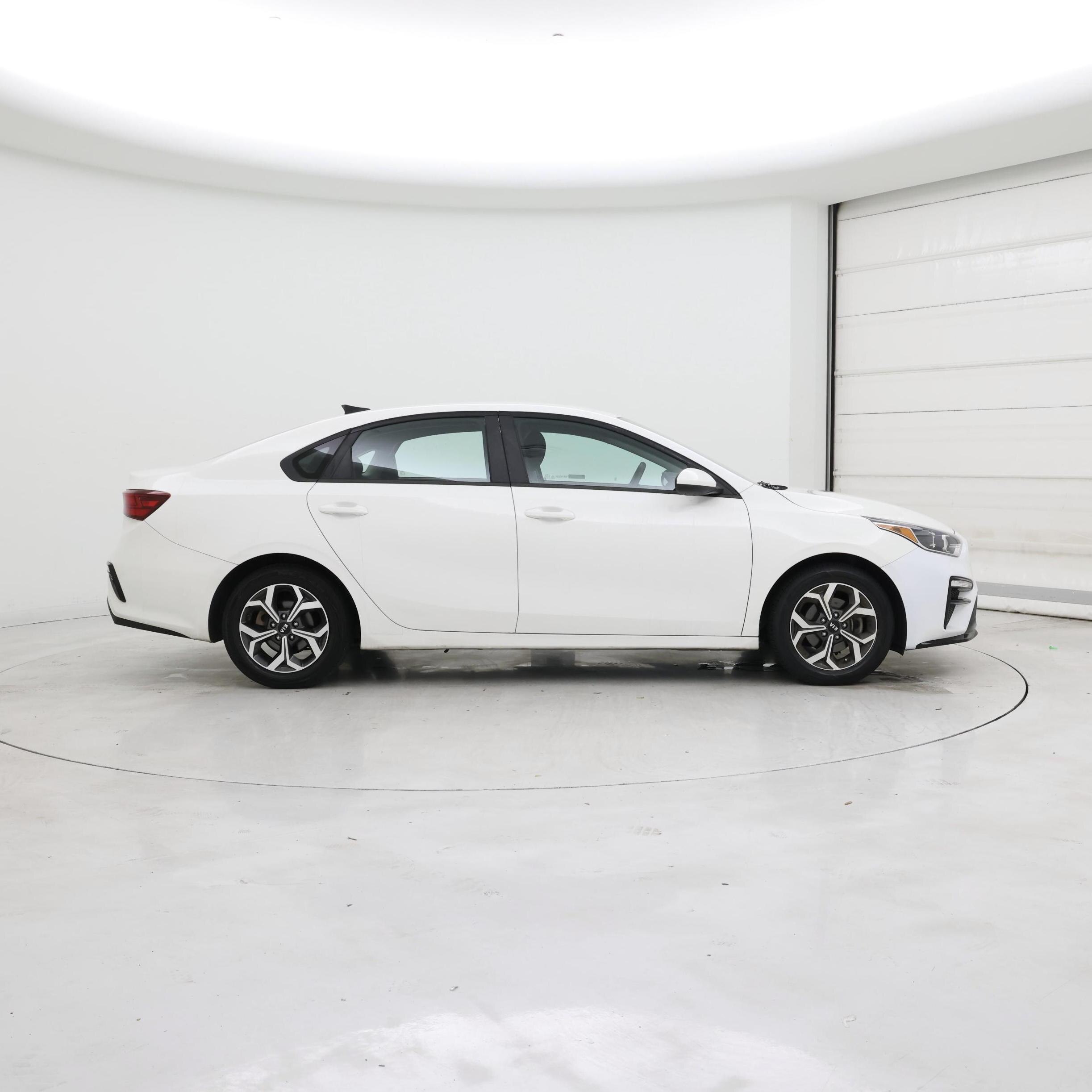 Thumbnail: 2019 Kia Forte - 7