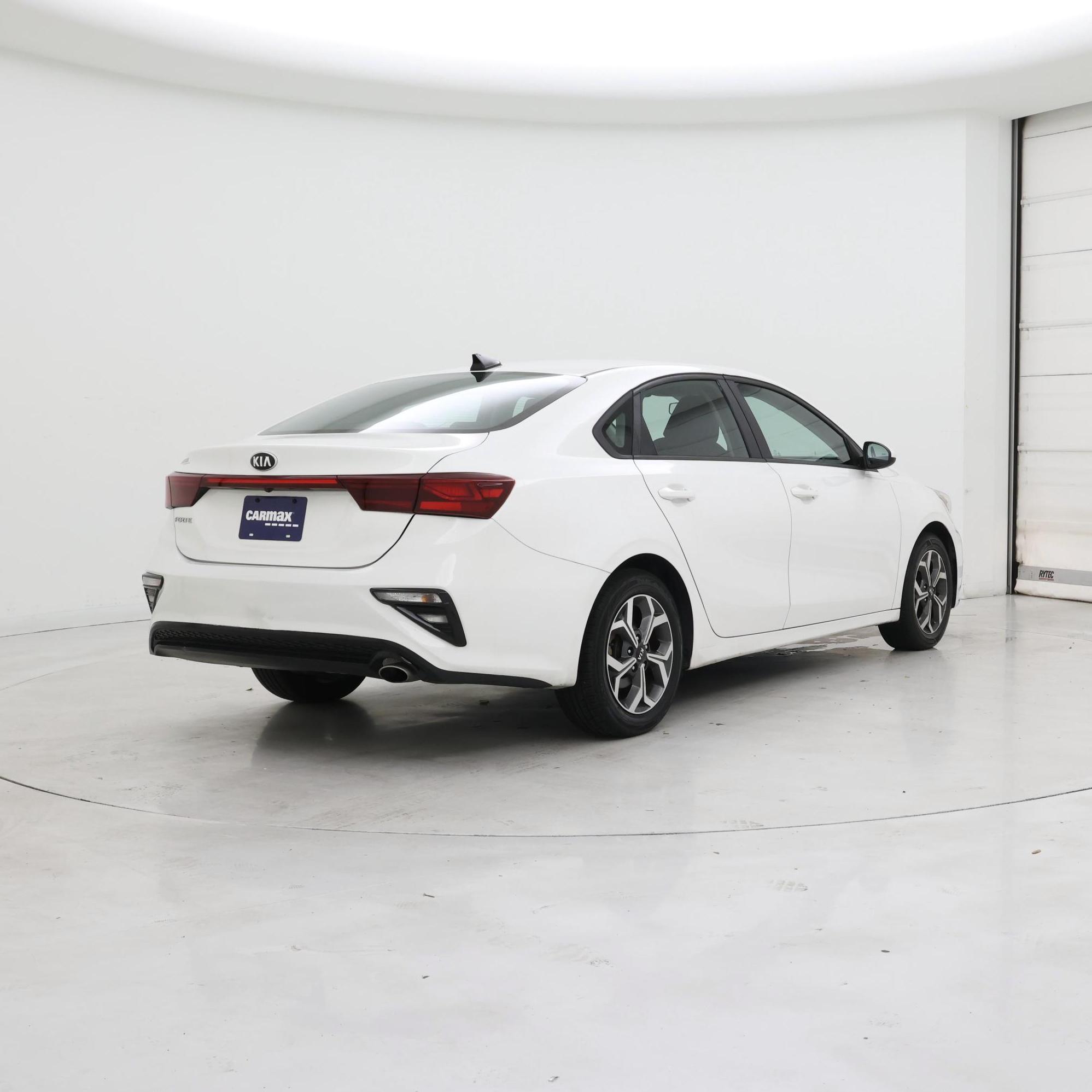Thumbnail: 2019 Kia Forte - 8