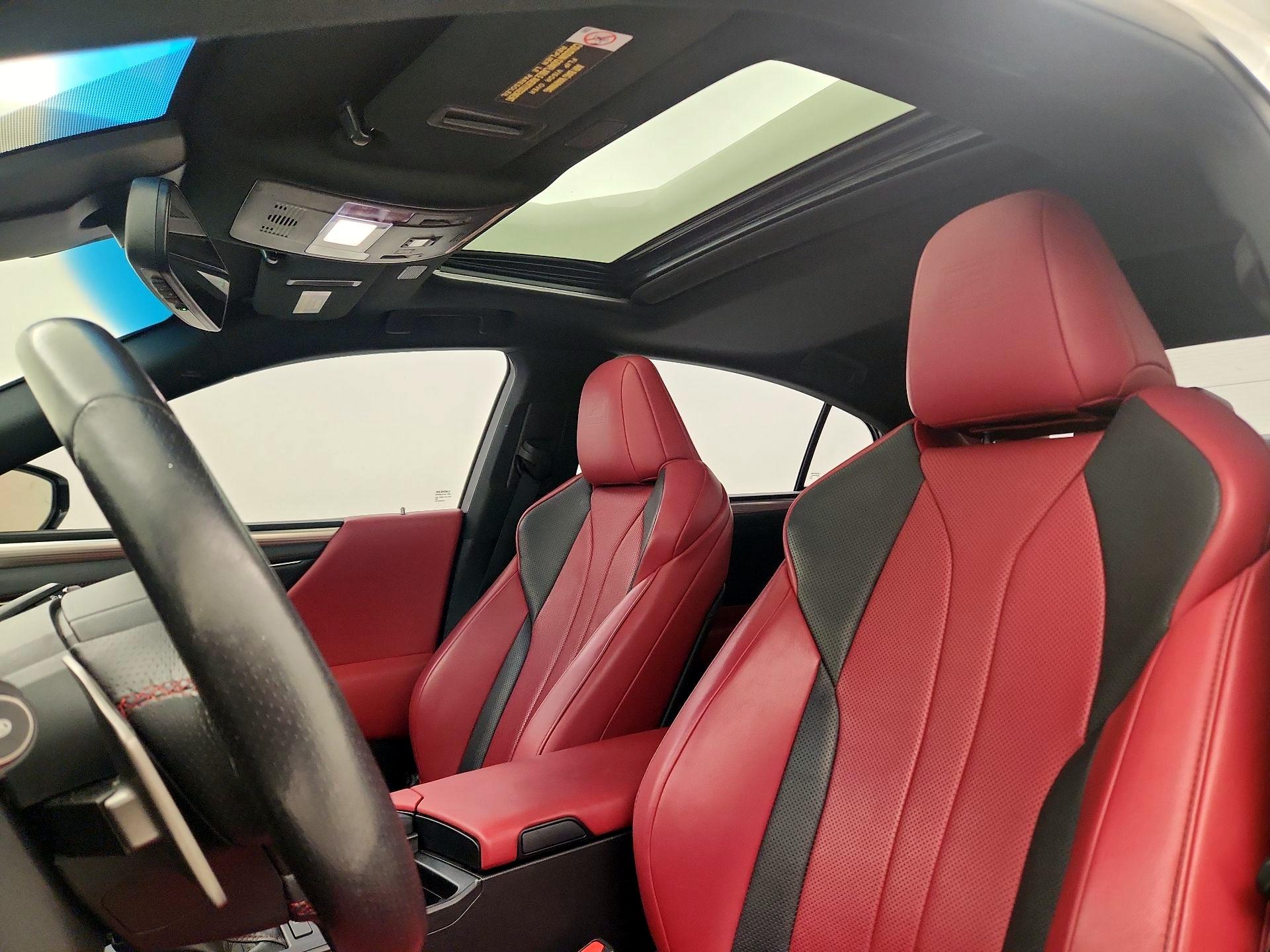 Thumbnail: 2021 Lexus ES - 19