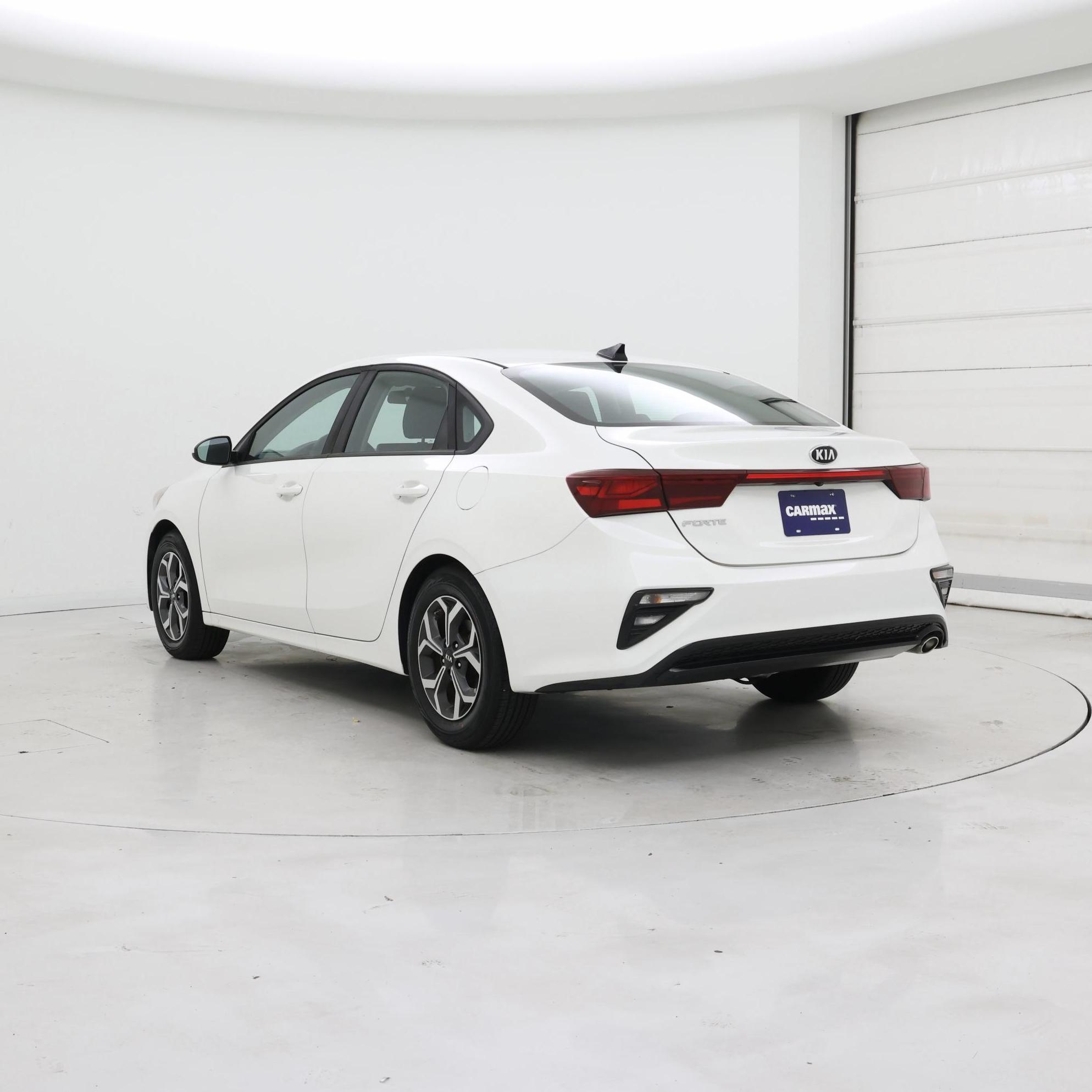 Thumbnail: 2019 Kia Forte - 2