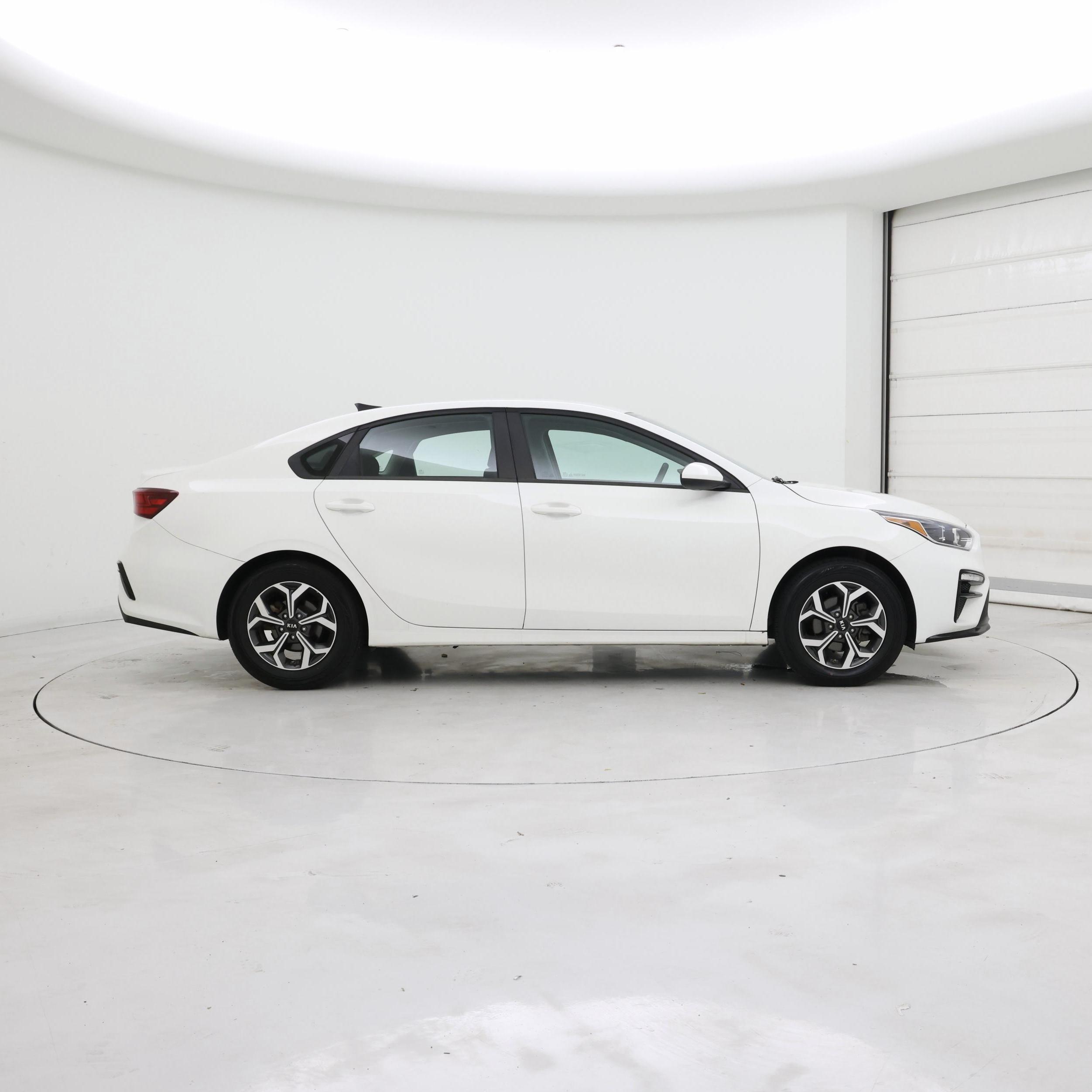 Thumbnail: 2019 Kia Forte - 7