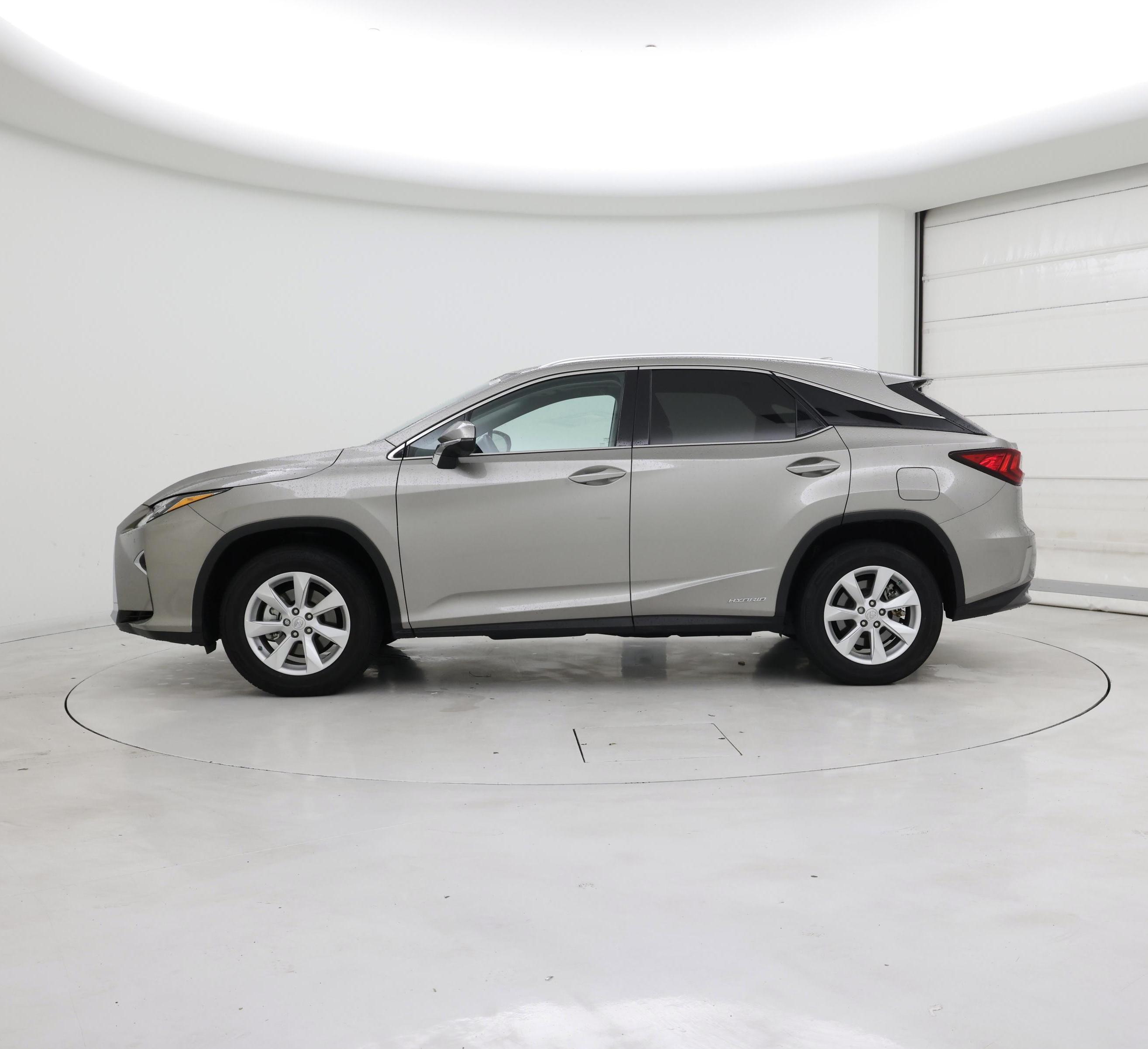 Thumbnail: 2017 Lexus RX - 3