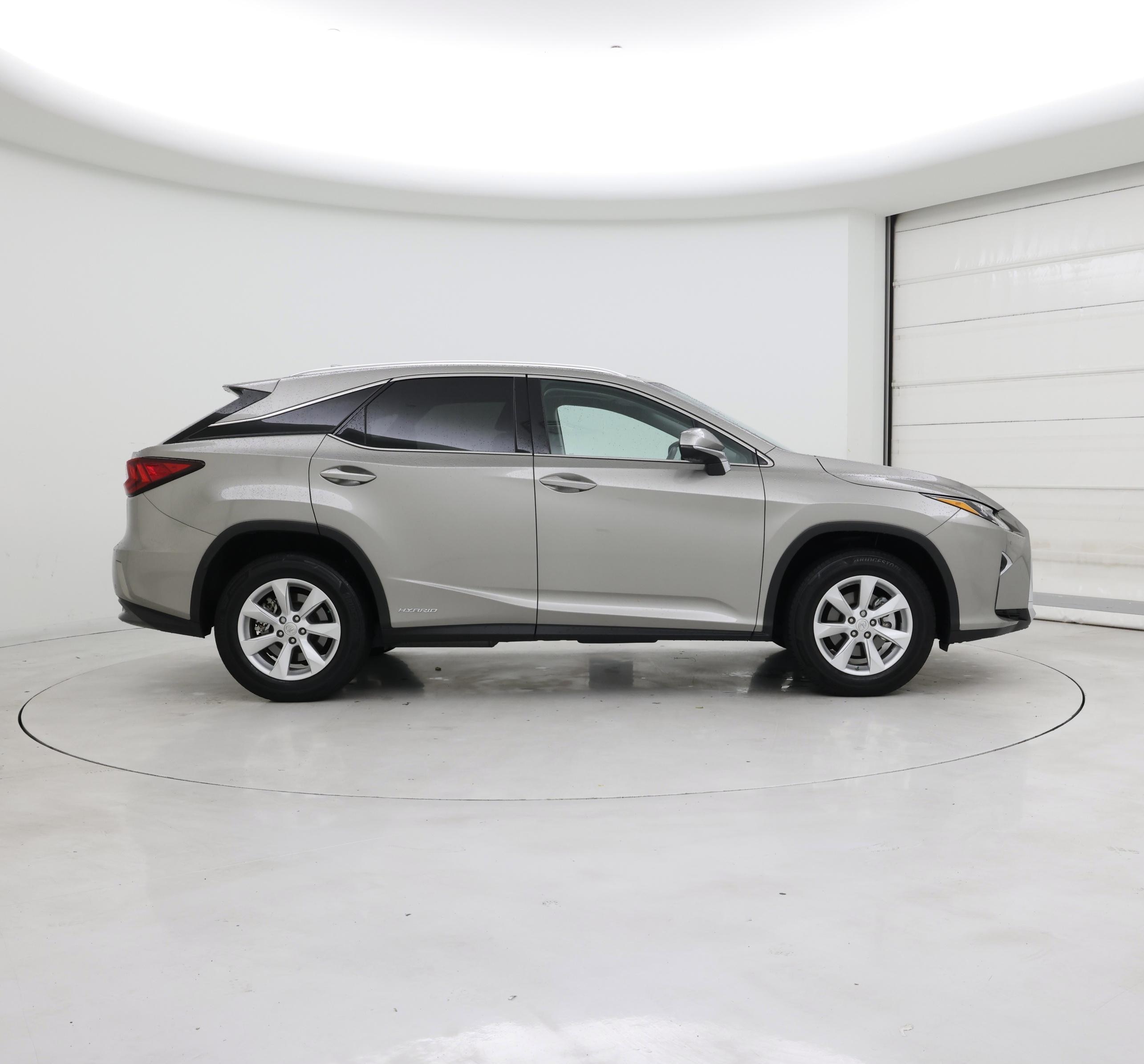 Thumbnail: 2017 Lexus RX - 7
