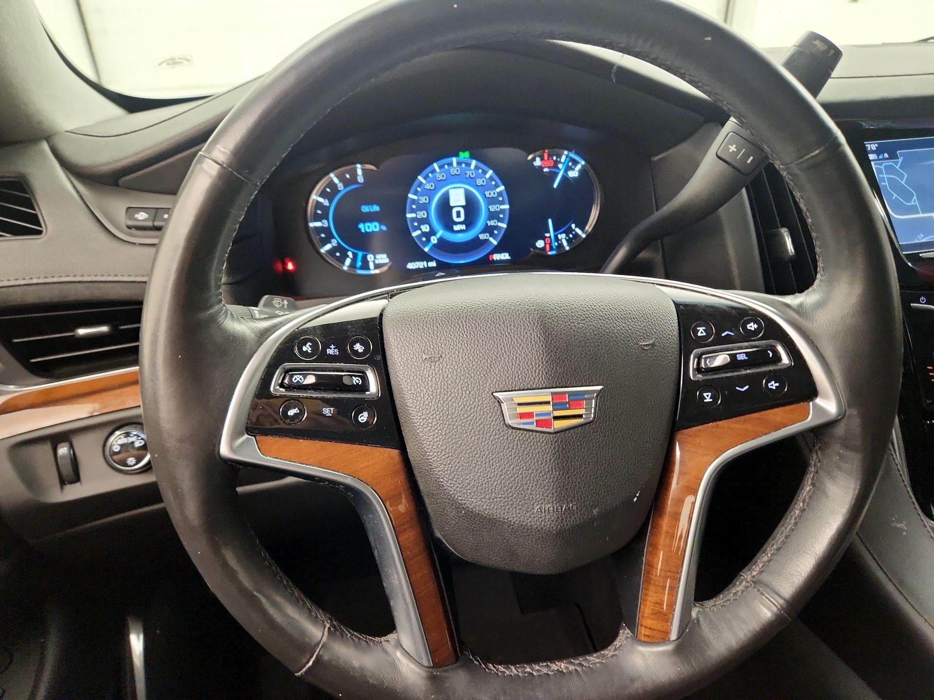 Thumbnail: 2017 Cadillac Escalade - 10