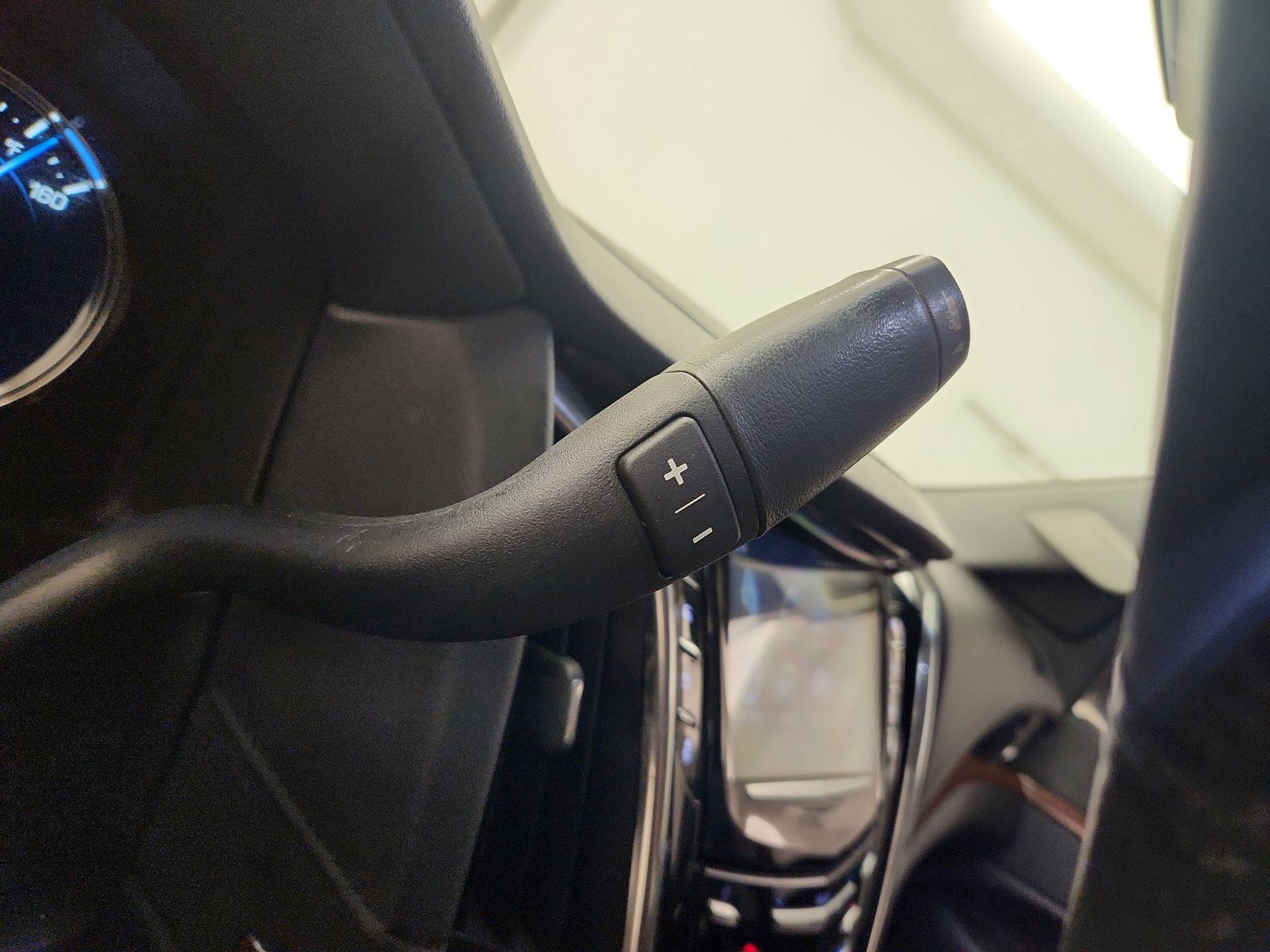 Thumbnail: 2017 Cadillac Escalade - 18