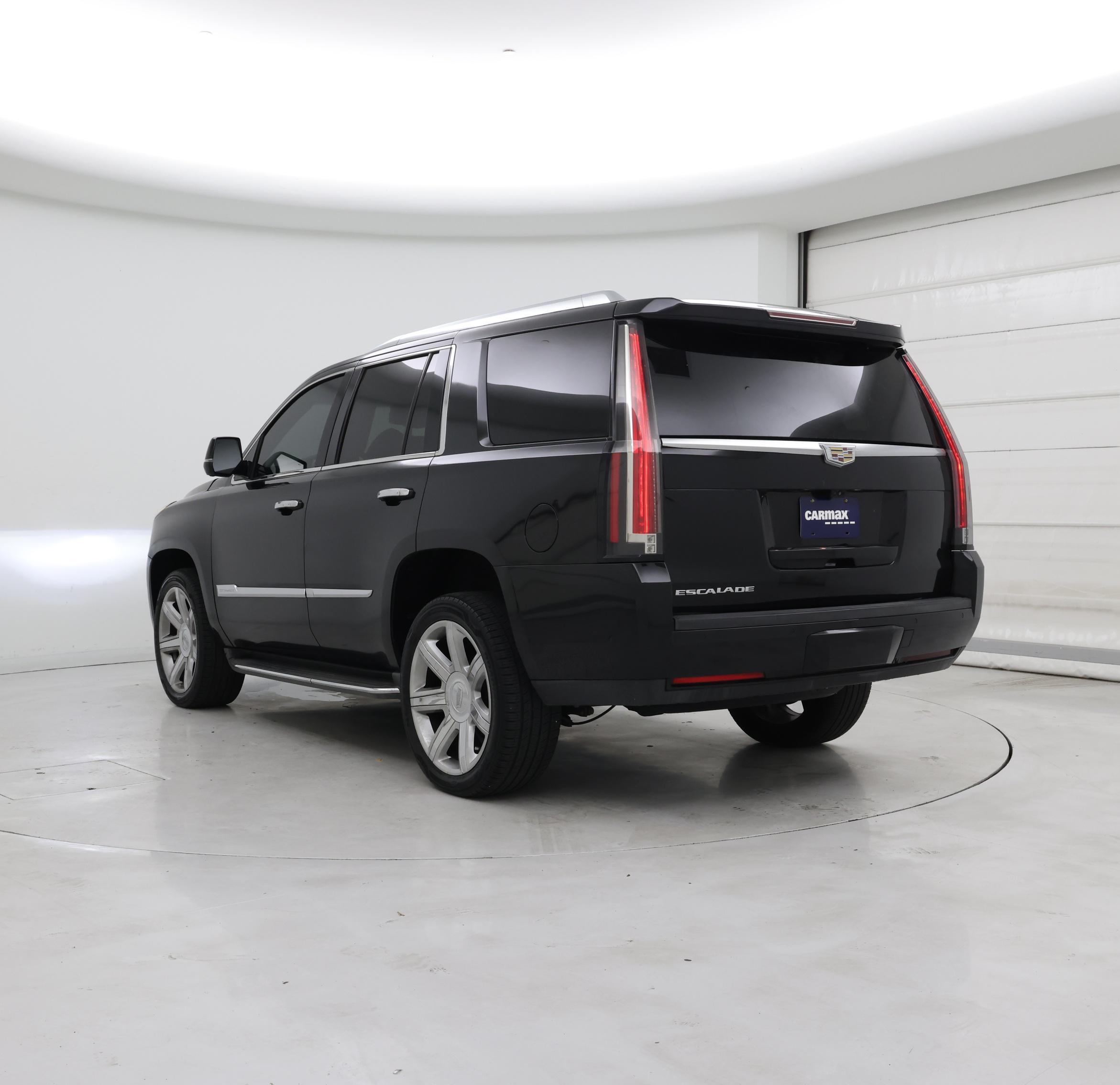 Thumbnail: 2017 Cadillac Escalade - 2