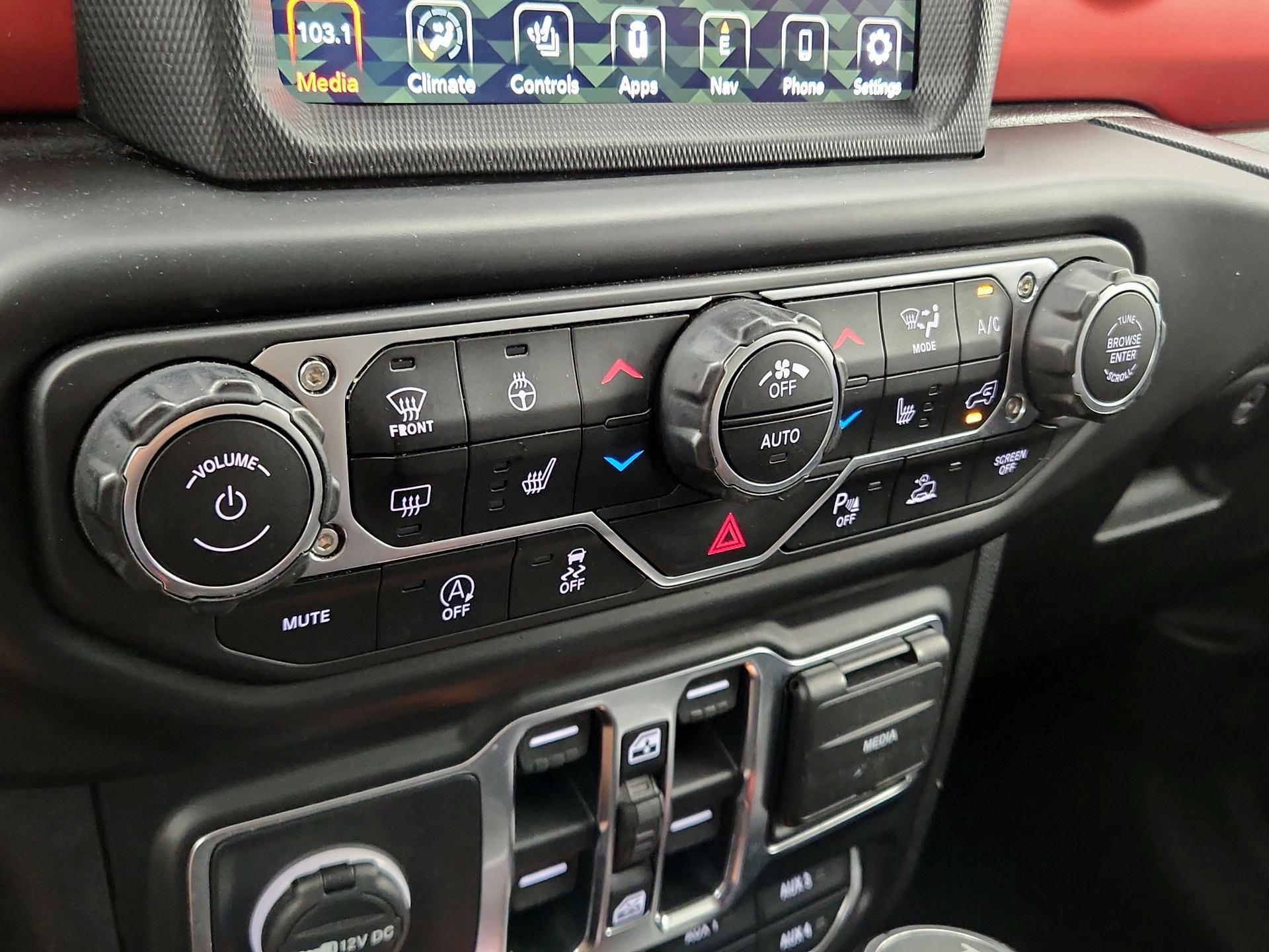Thumbnail: 2021 Jeep Wrangler - 17