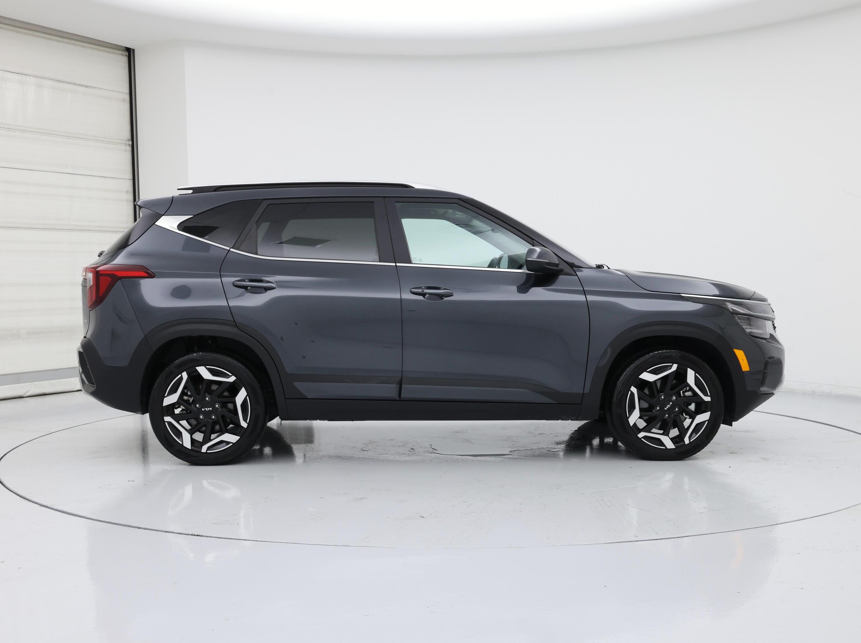 Thumbnail: 2025 Kia Seltos - 7