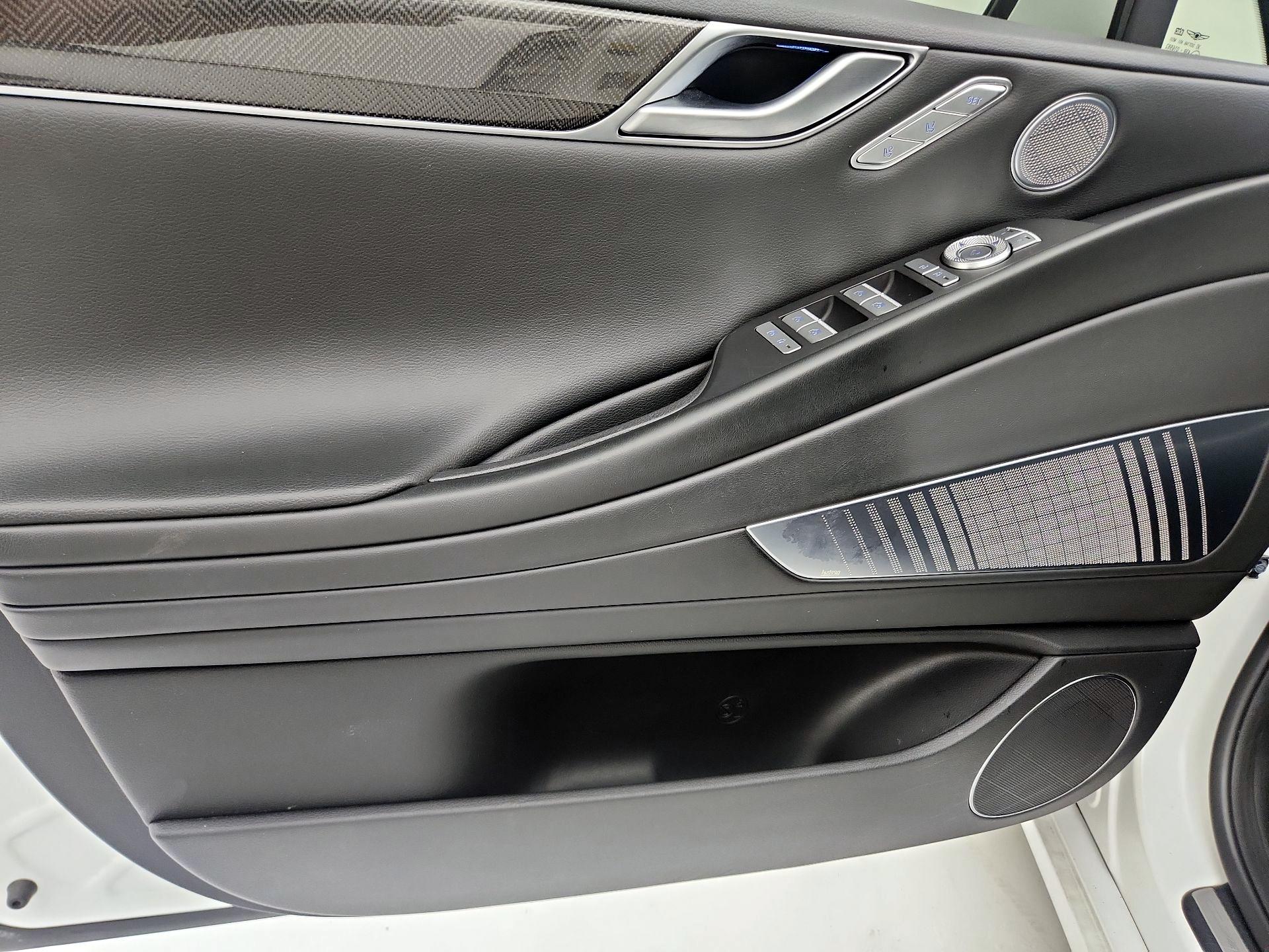 Thumbnail: 2022 Genesis G80 - 12