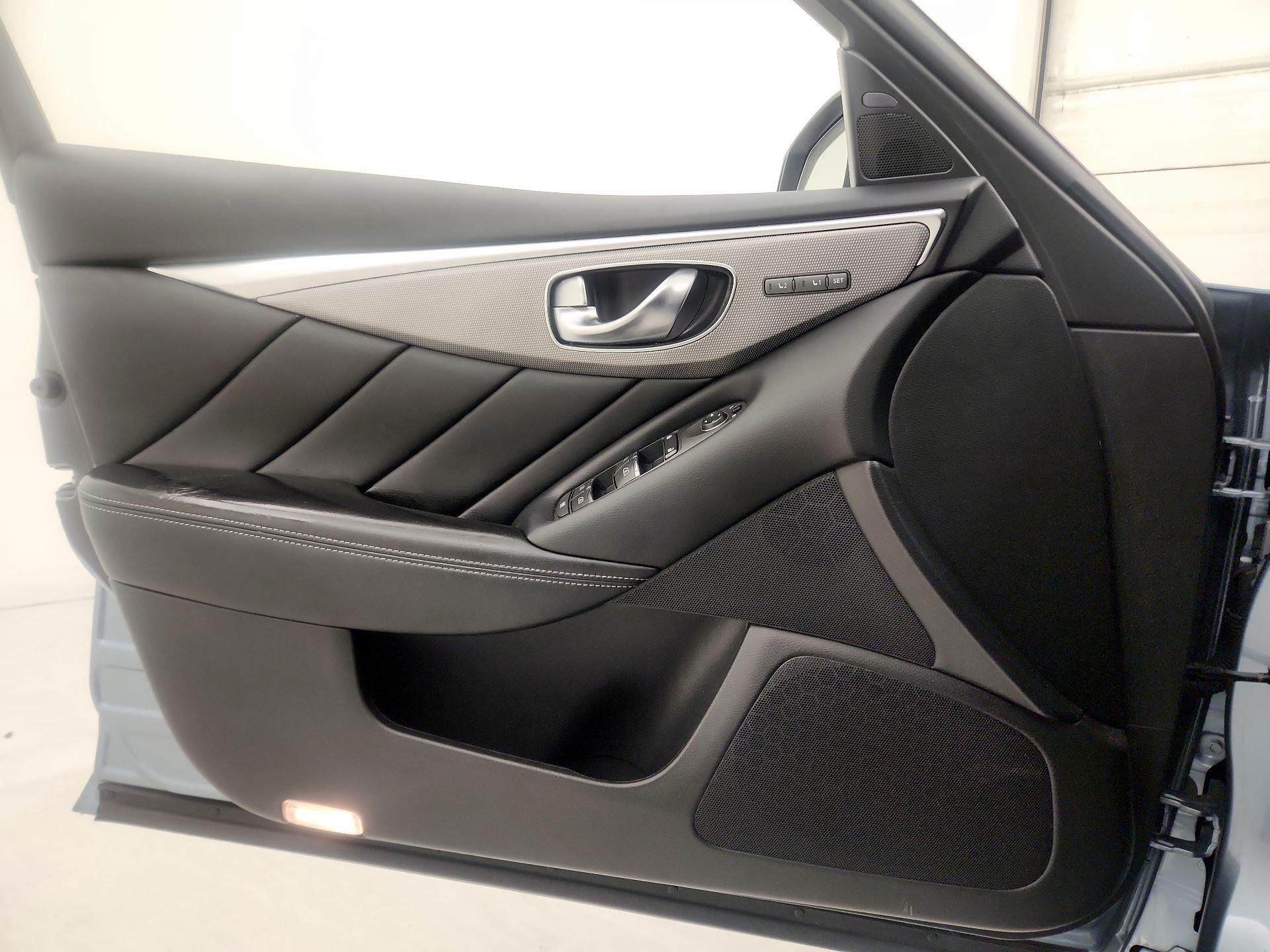 Thumbnail: 2016 INFINITI  - 12