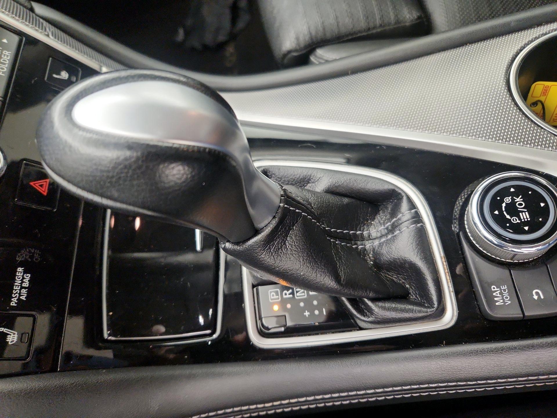 Thumbnail: 2016 INFINITI  - 17