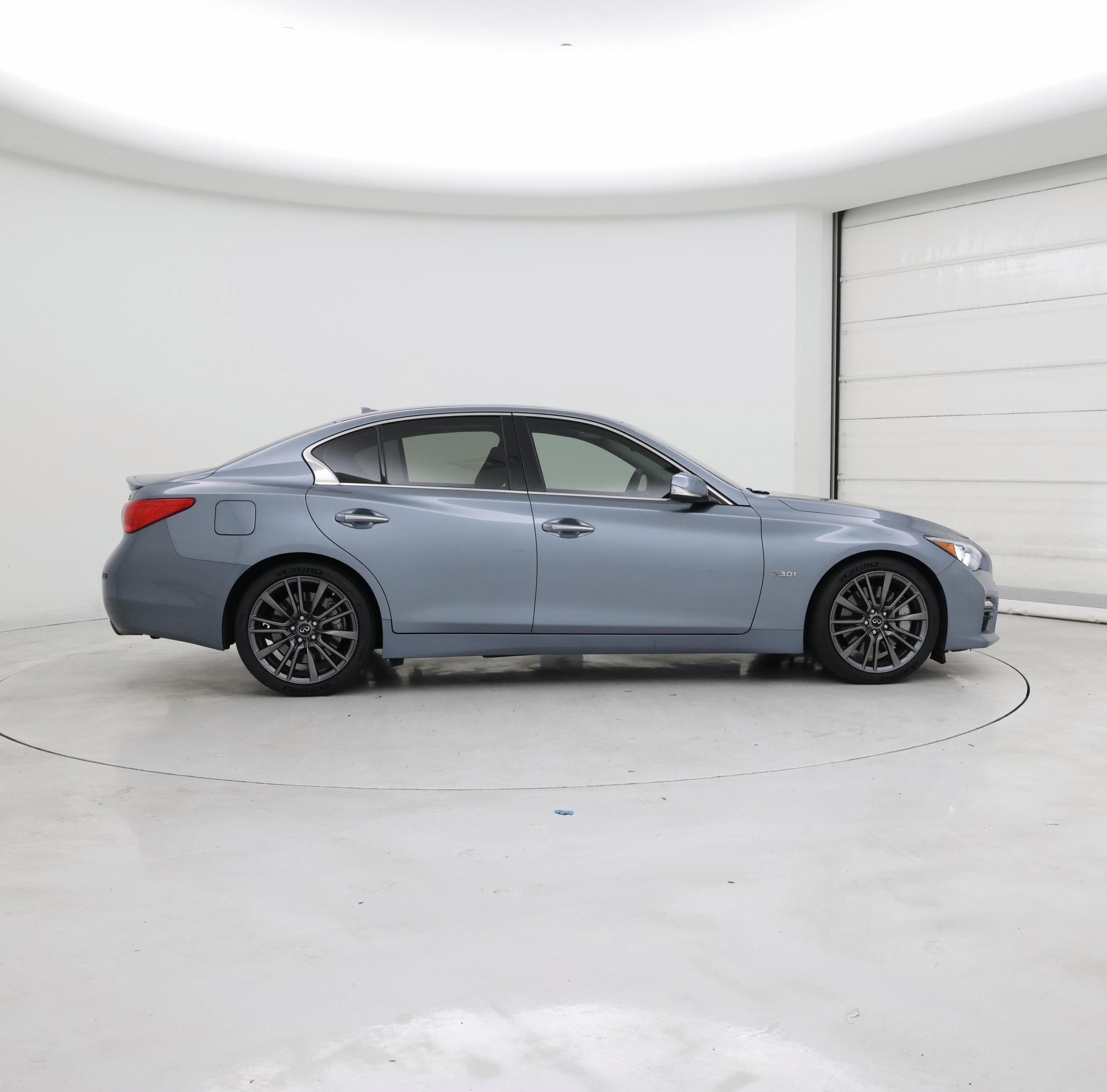 Thumbnail: 2016 INFINITI  - 7