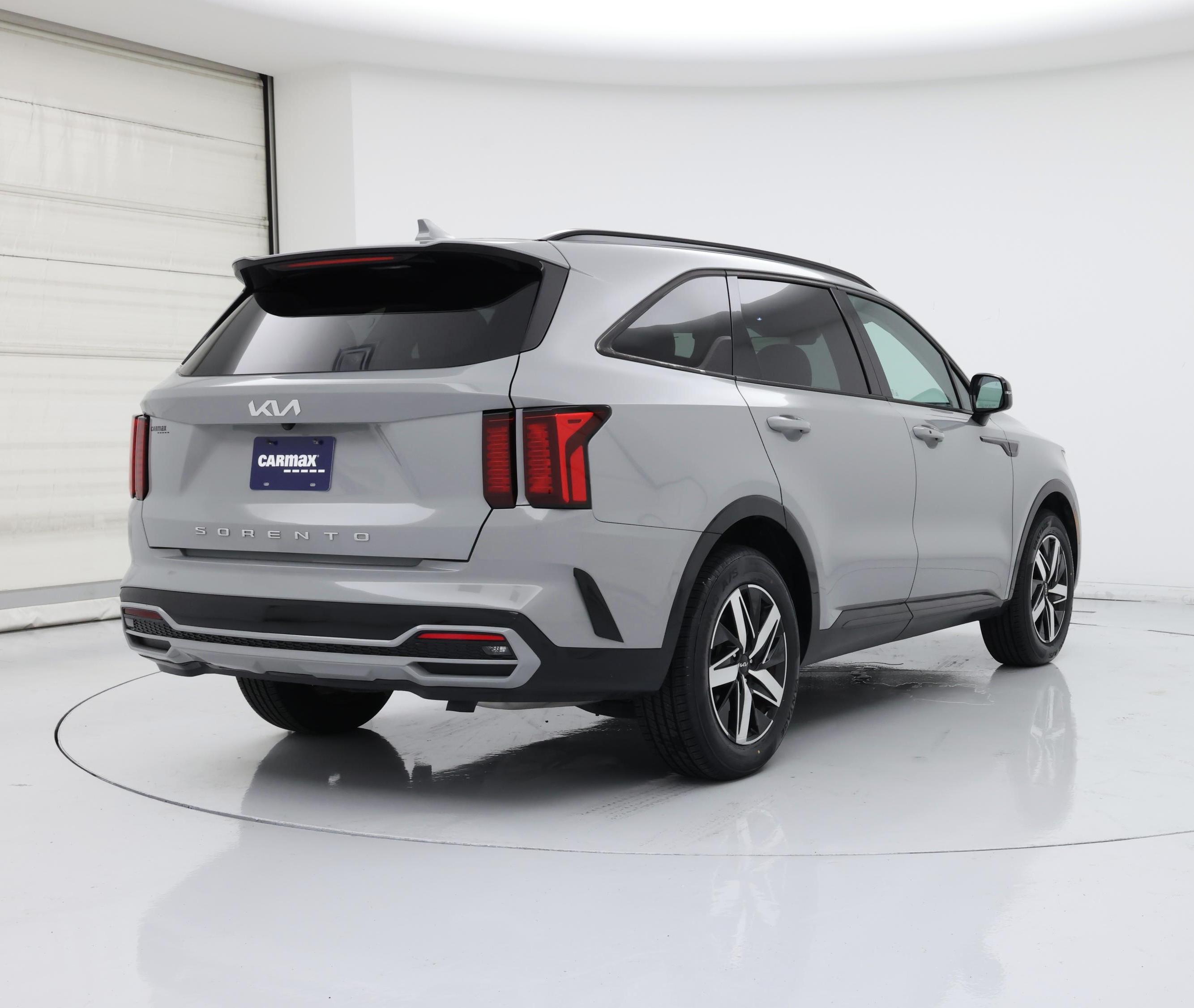 Thumbnail: 2022 Kia Sorento - 8