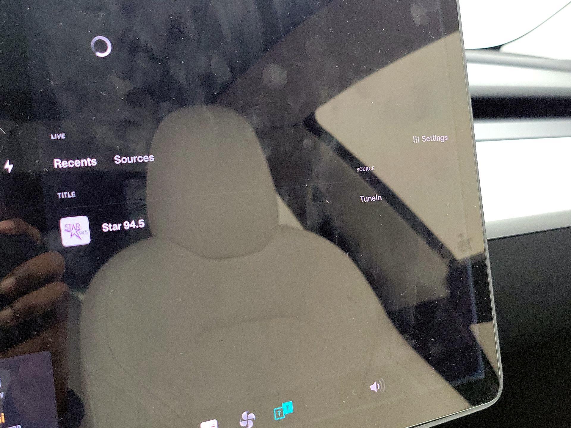 Thumbnail: 2020 Tesla Model 3 - 15
