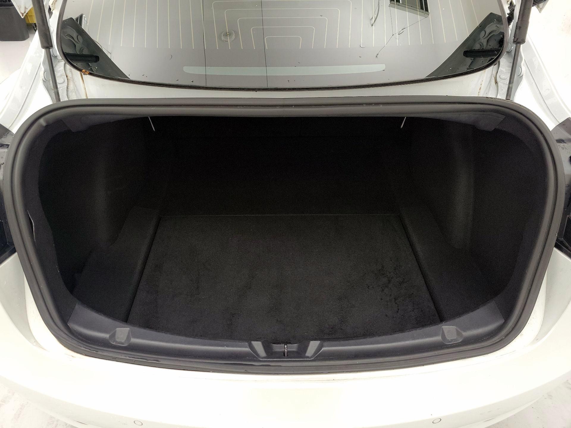 Thumbnail: 2020 Tesla Model 3 - 20