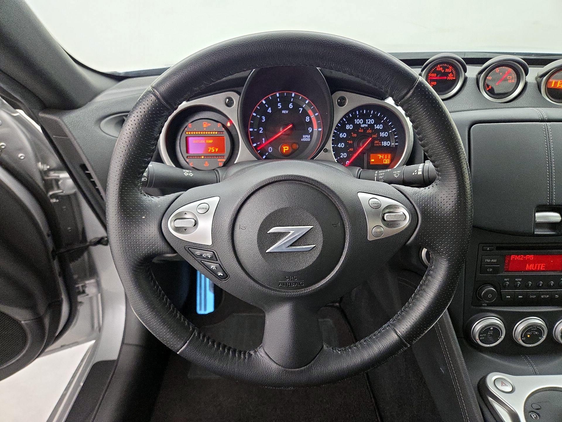 Thumbnail: 2016 Nissan Z - 10