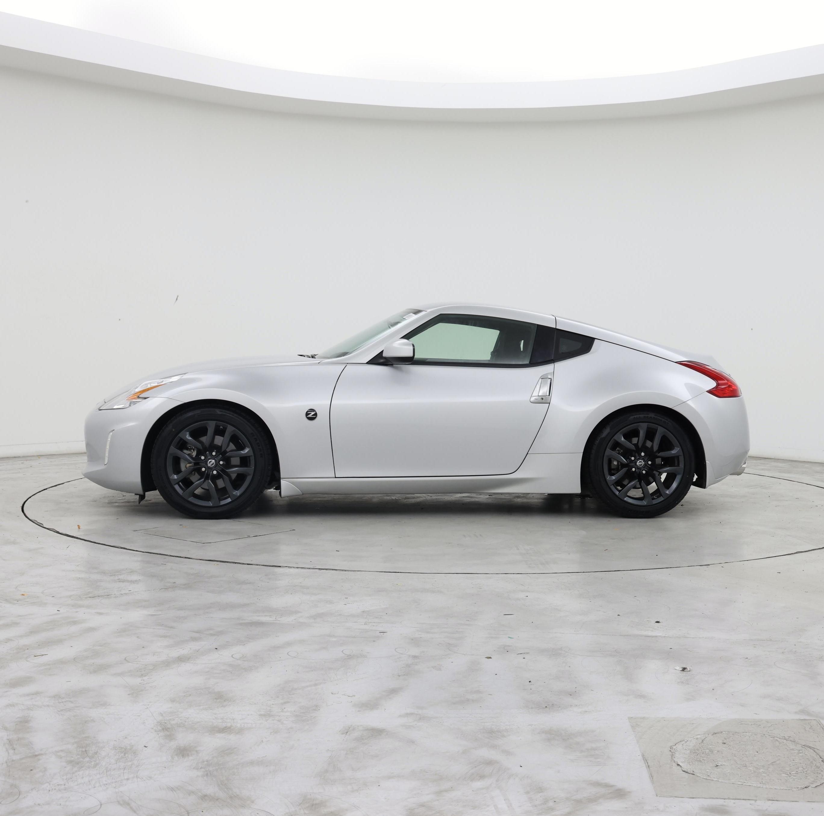 Thumbnail: 2016 Nissan Z - 3