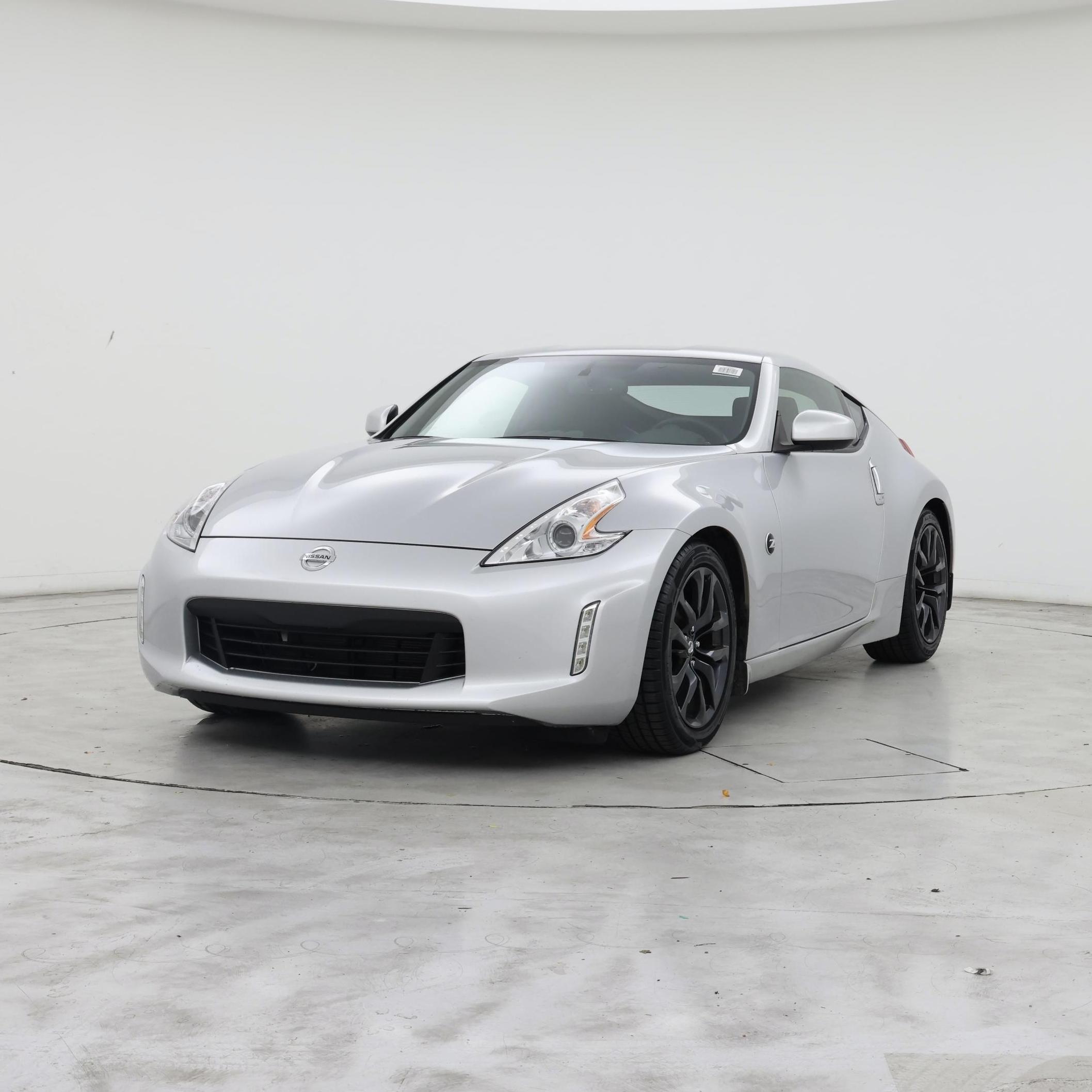Thumbnail: 2016 Nissan Z - 4