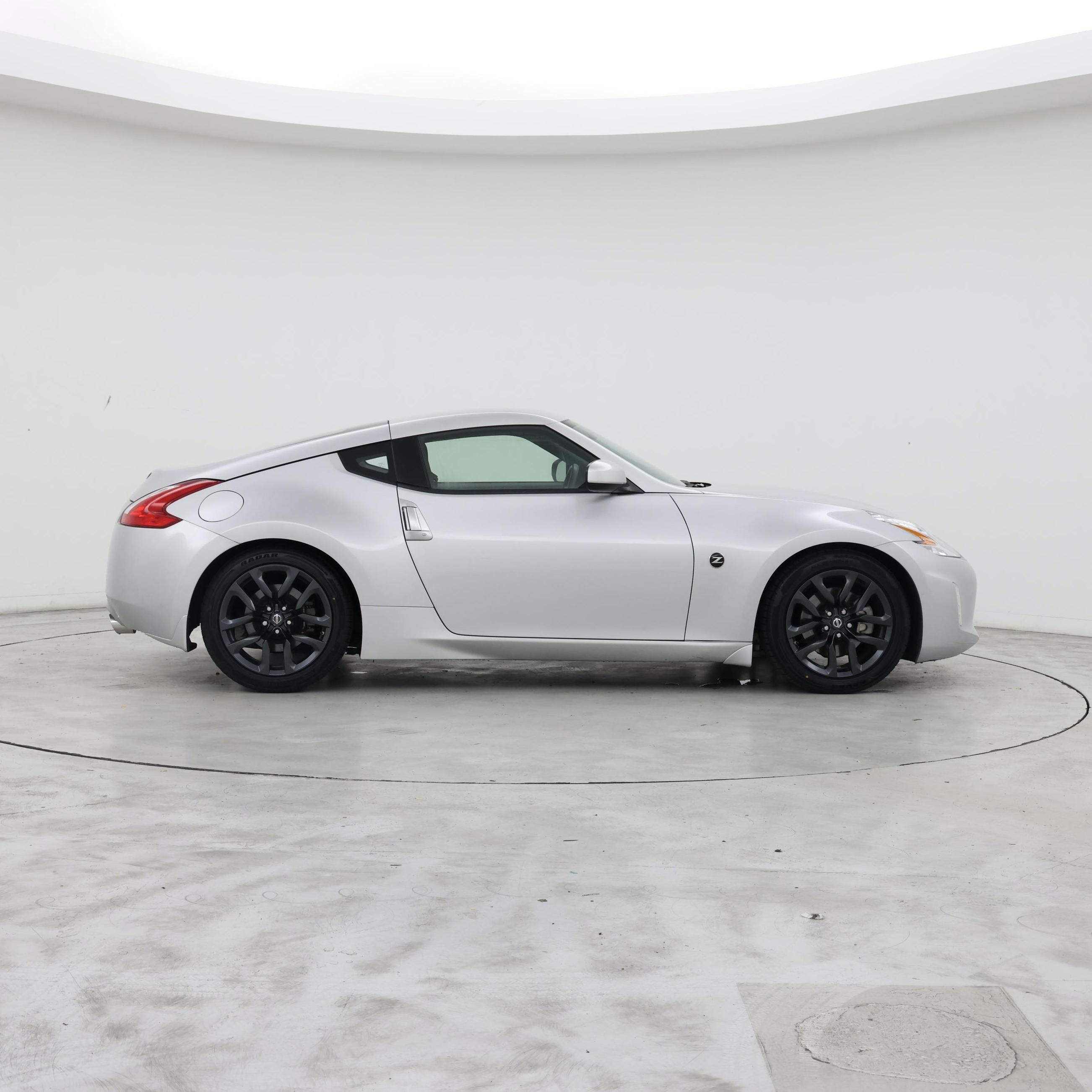 Thumbnail: 2016 Nissan Z - 7