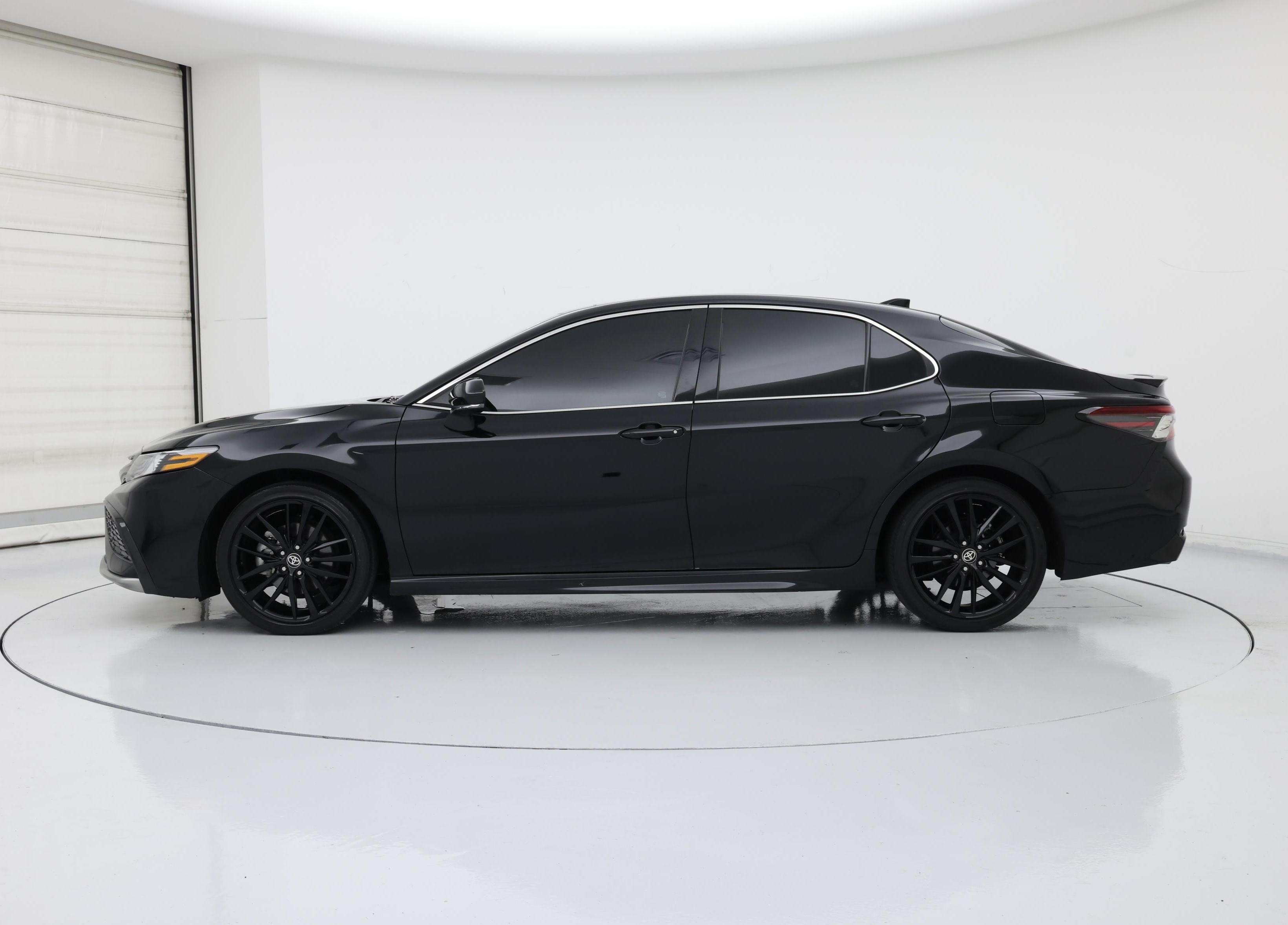 Thumbnail: 2024 Toyota Camry - 3
