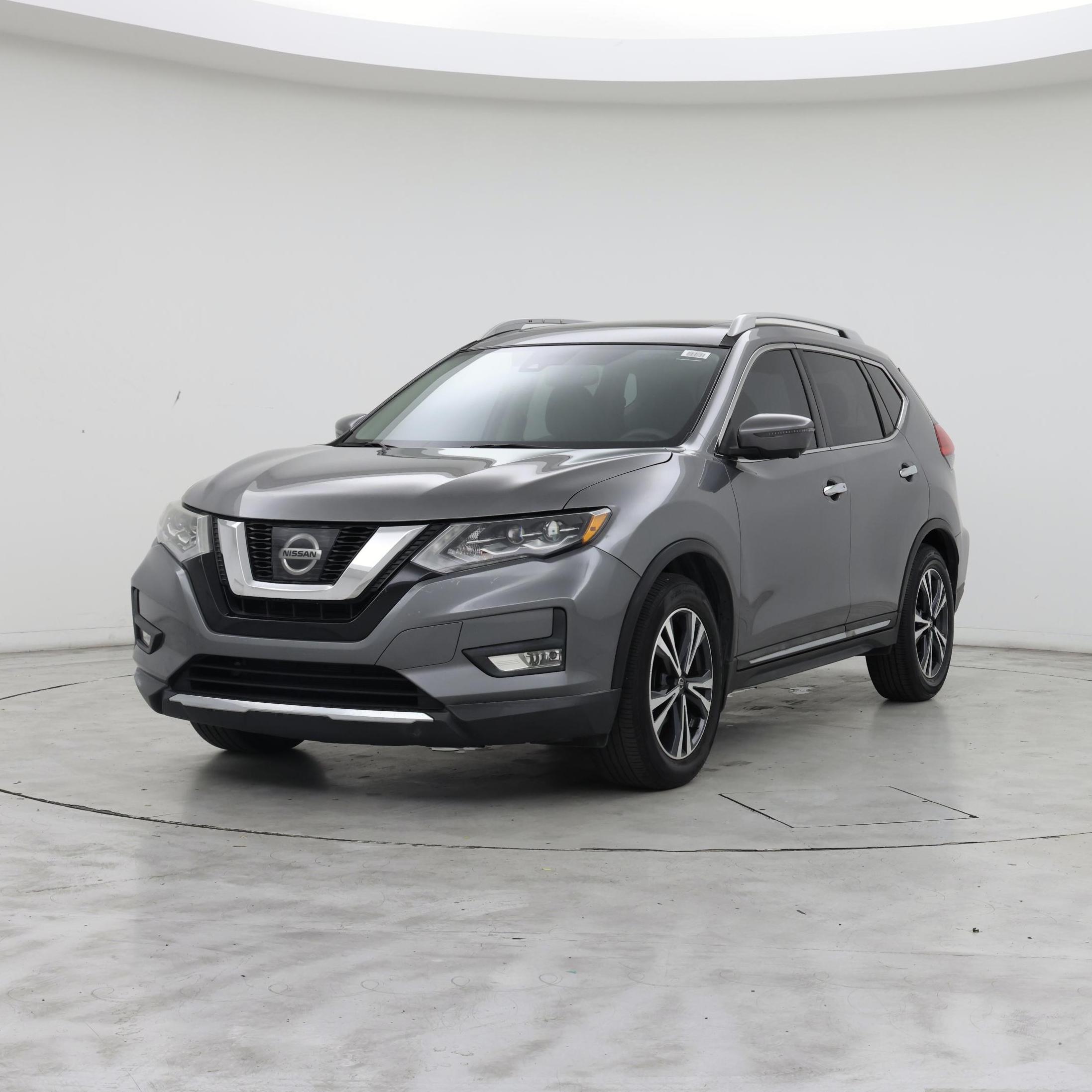 Thumbnail: 2017 Nissan Rogue - 4