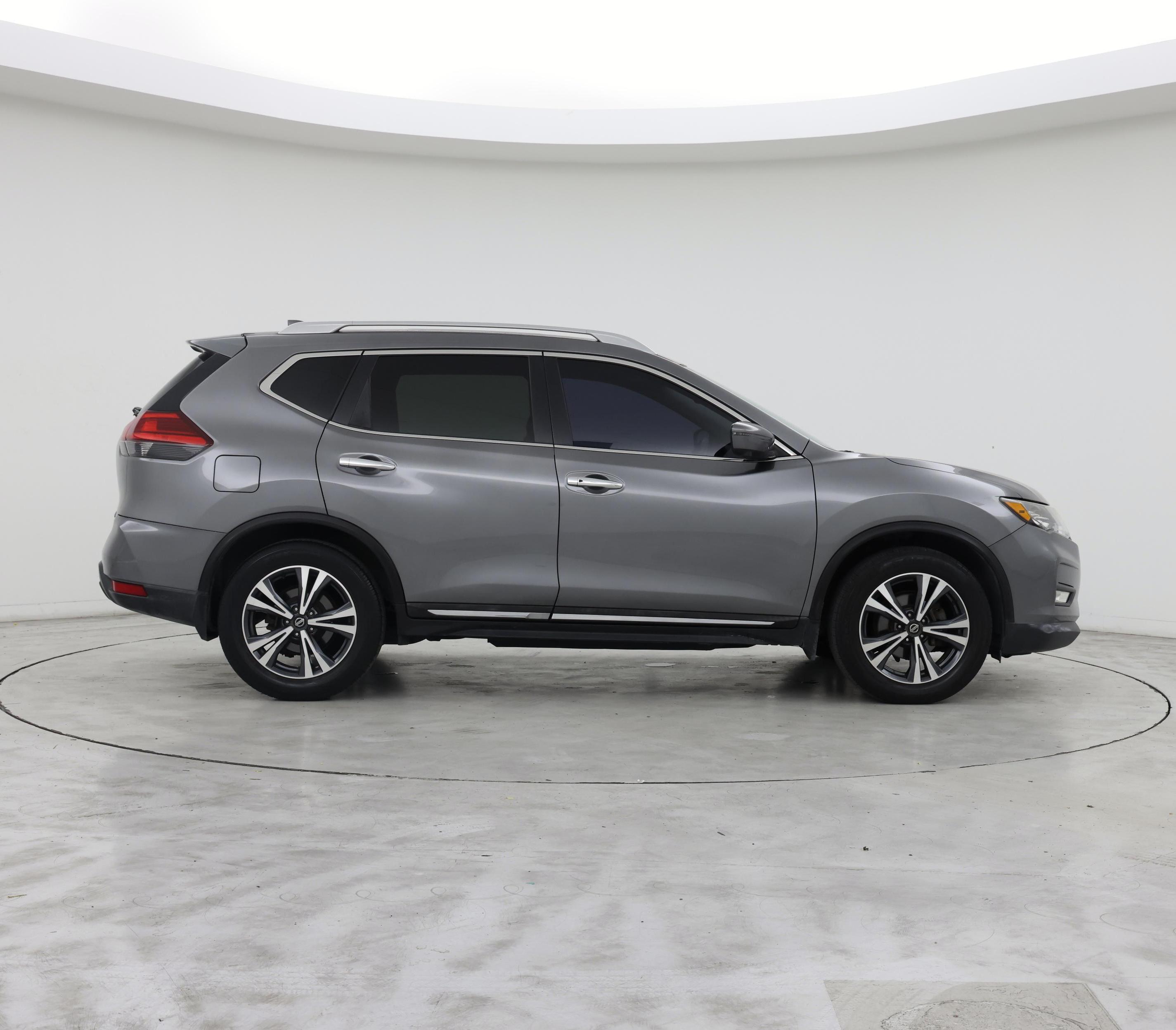 Thumbnail: 2017 Nissan Rogue - 7