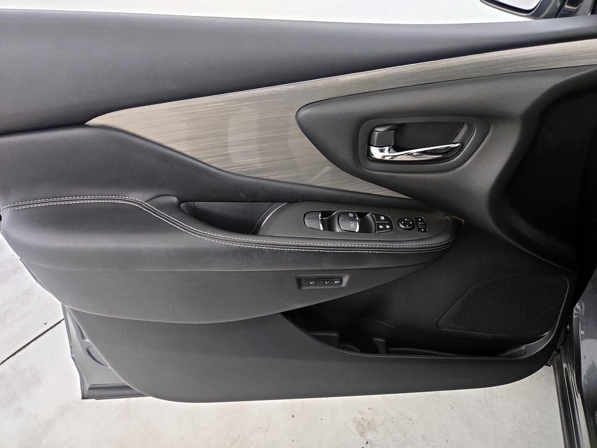 Thumbnail: 2017 Nissan Murano - 12