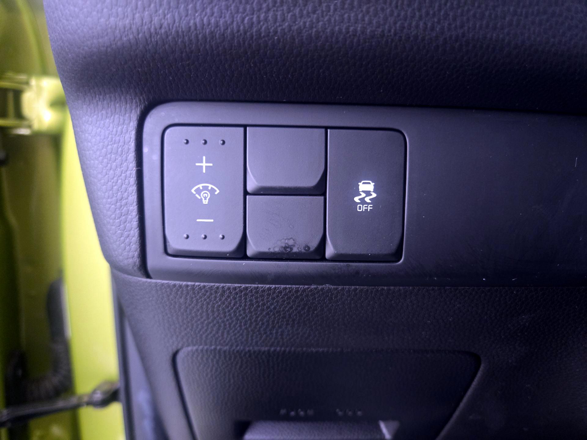 Thumbnail: 2014 Kia Soul - 13